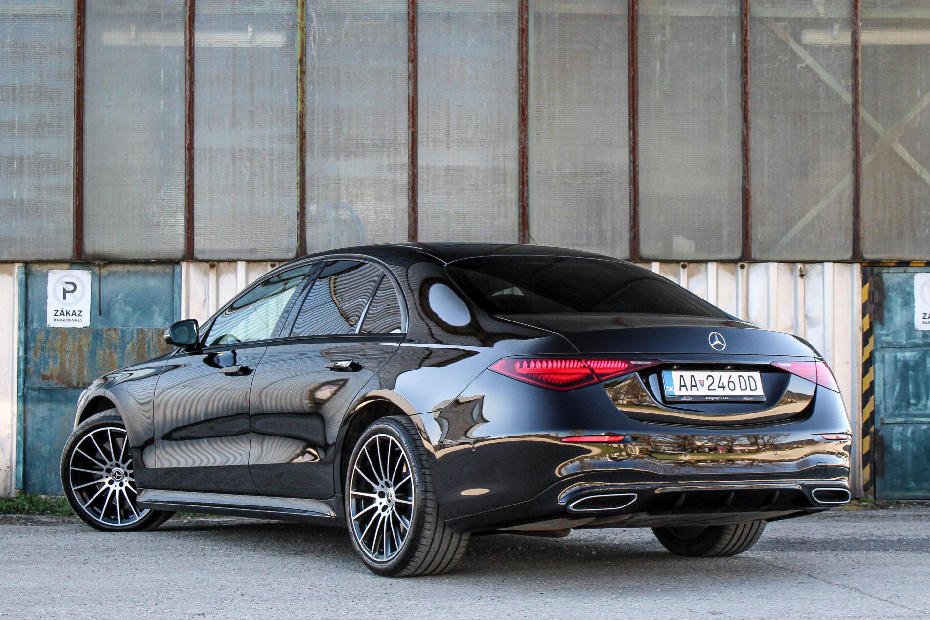 2021 Mercedes-Benz S 400d, černá sedan, 82 099 km
