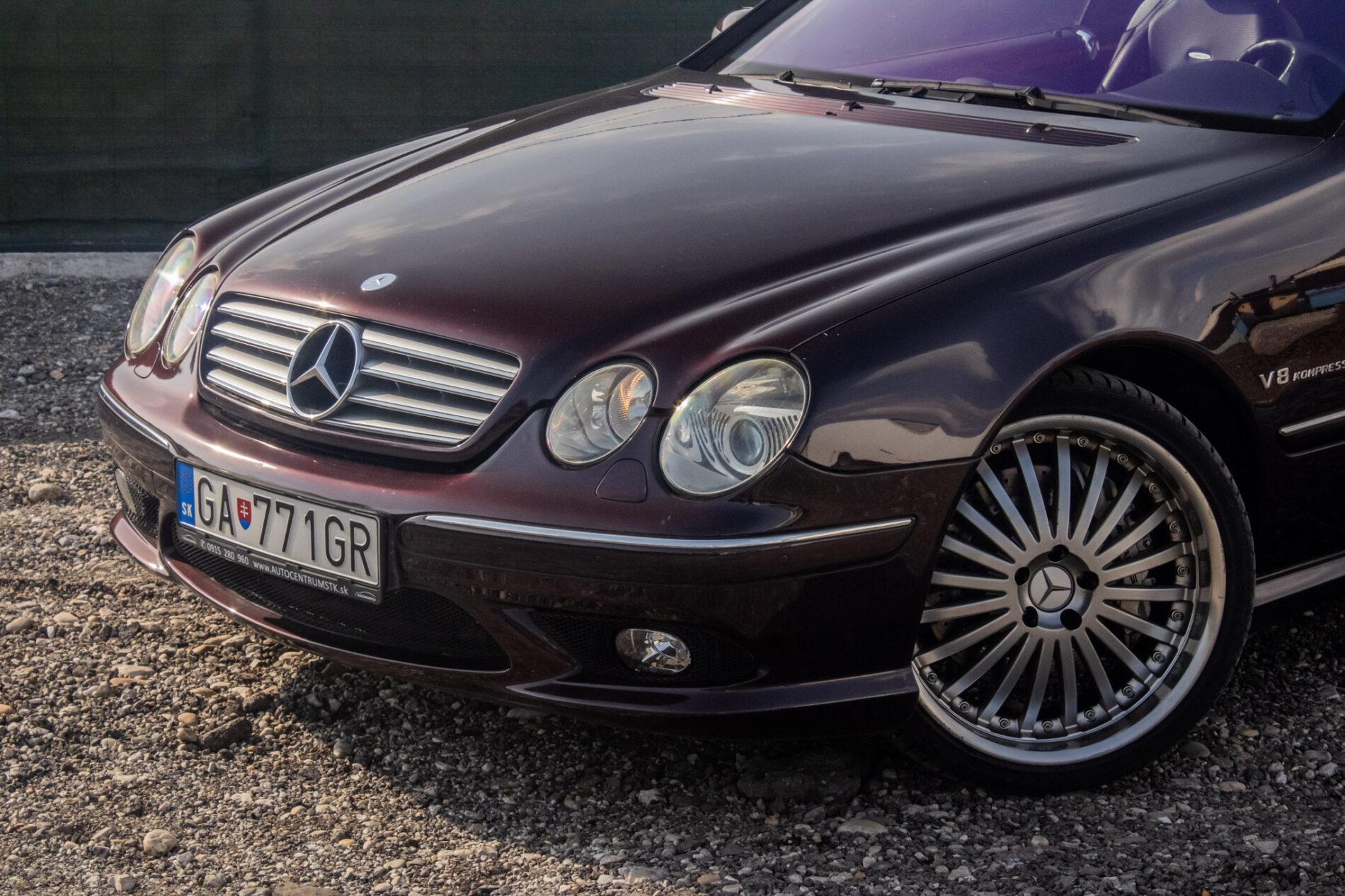2002 Mercedes-Benz CL 55 AMG, fialová kupé, 127 625 km