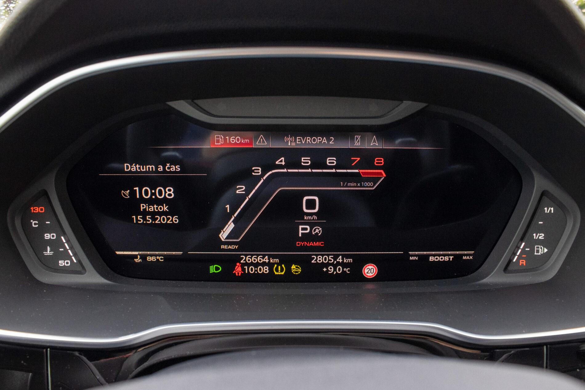 2022 AUDI RSQ3, červená suv, 26 664 km