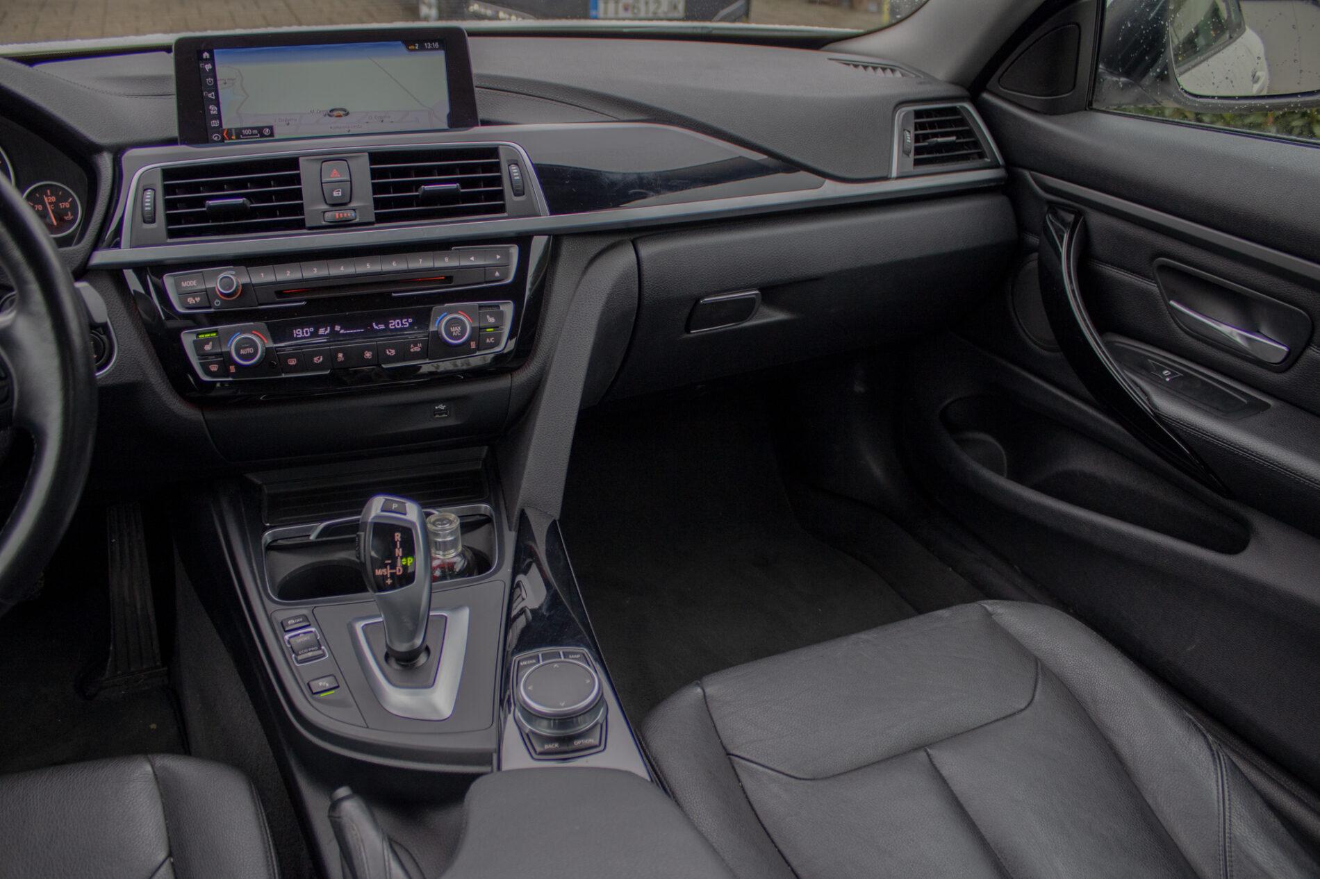 2020 BMW 430i, bílá kupé, 67 237 km