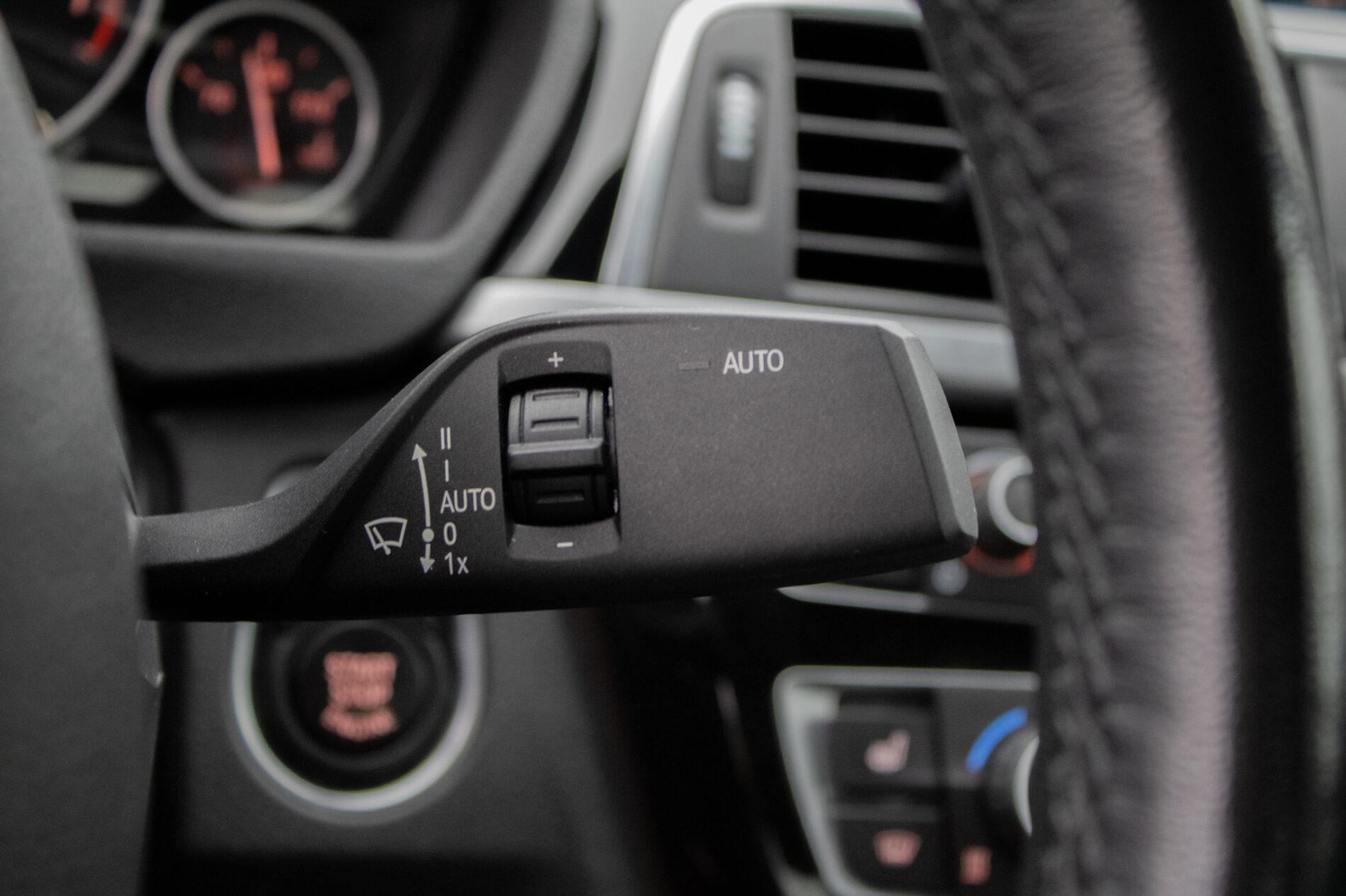 2020 BMW 430i, bílá kupé, 67 237 km