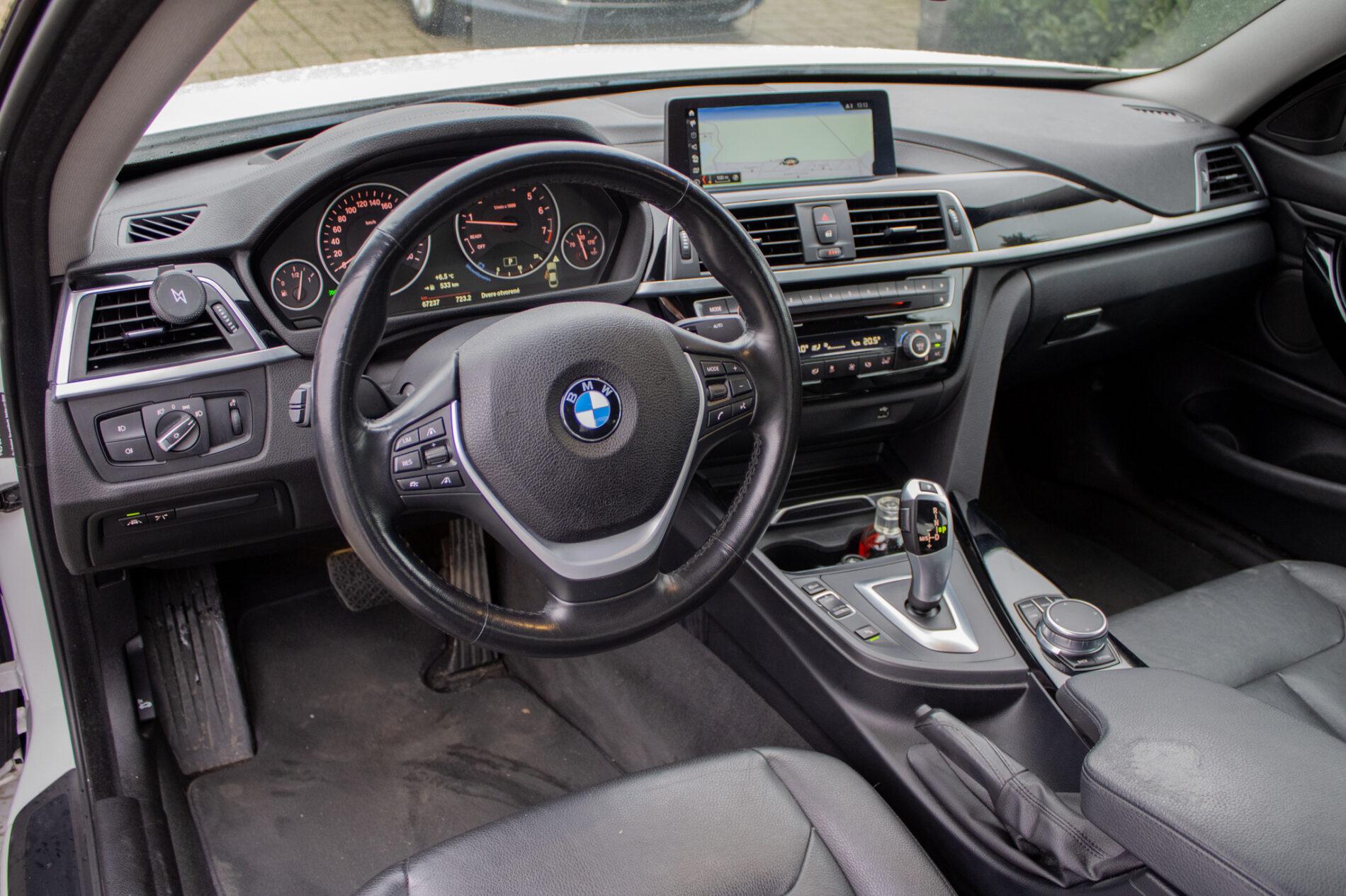 2020 BMW 430i, bílá kupé, 67 237 km