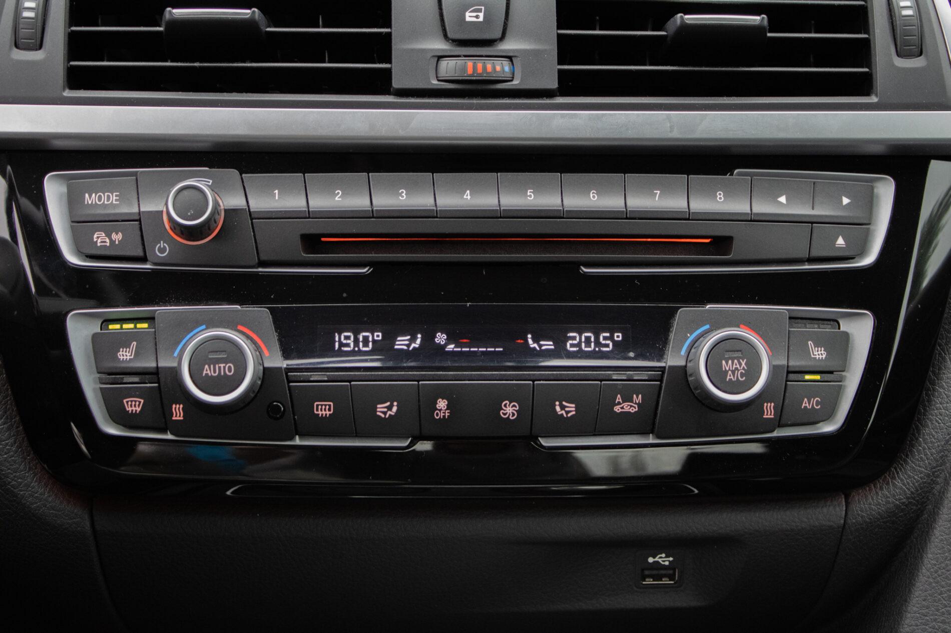 2020 BMW 430i, bílá kupé, 67 237 km
