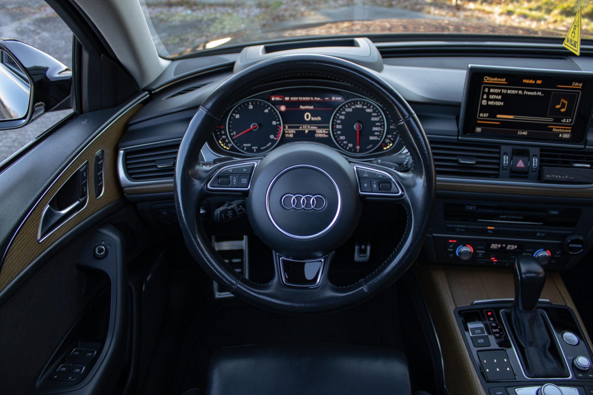 2016 AUDI A6, modrá kombi, 177 013 km