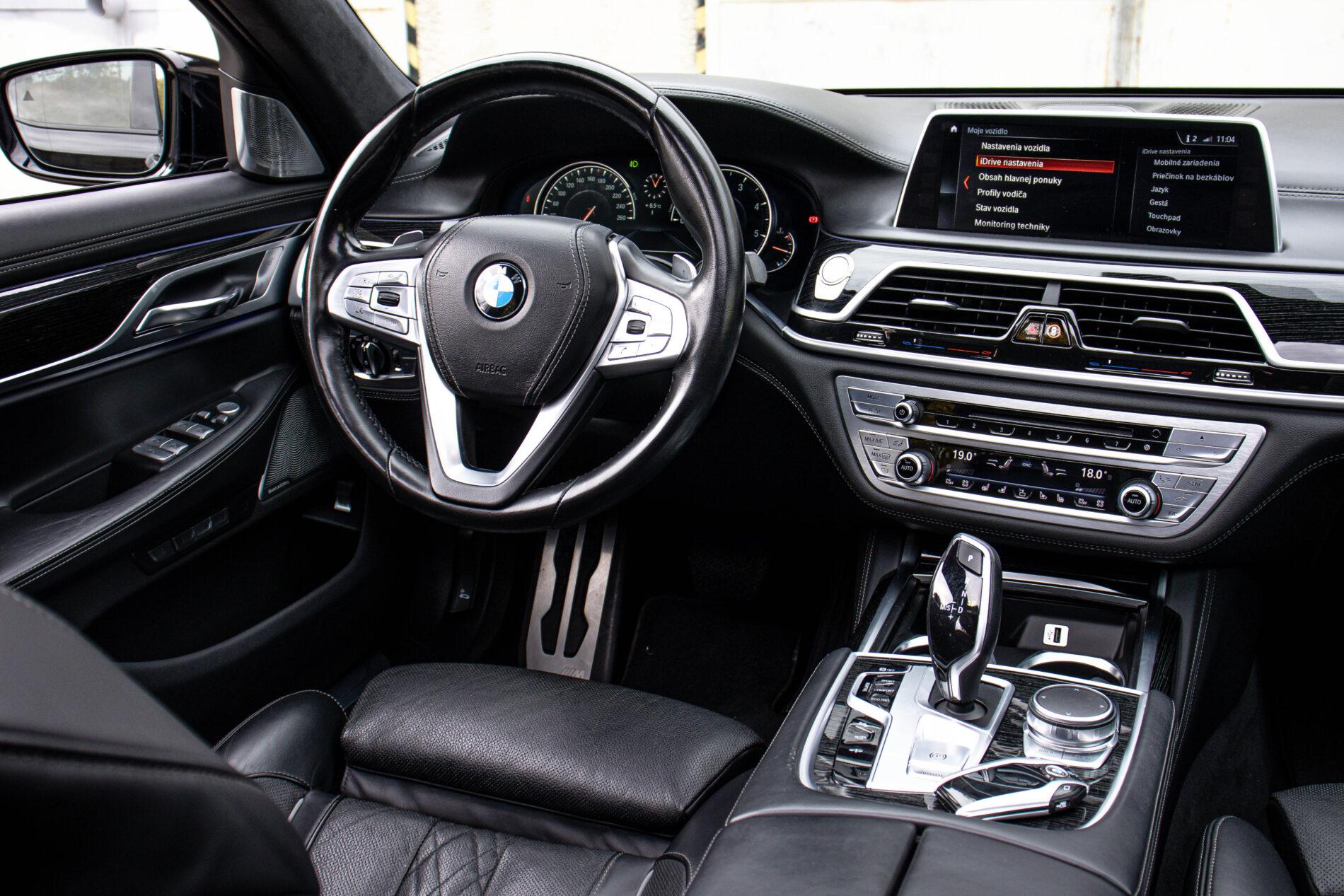 2017 BMW 740d, černá sedan, 160 013 km