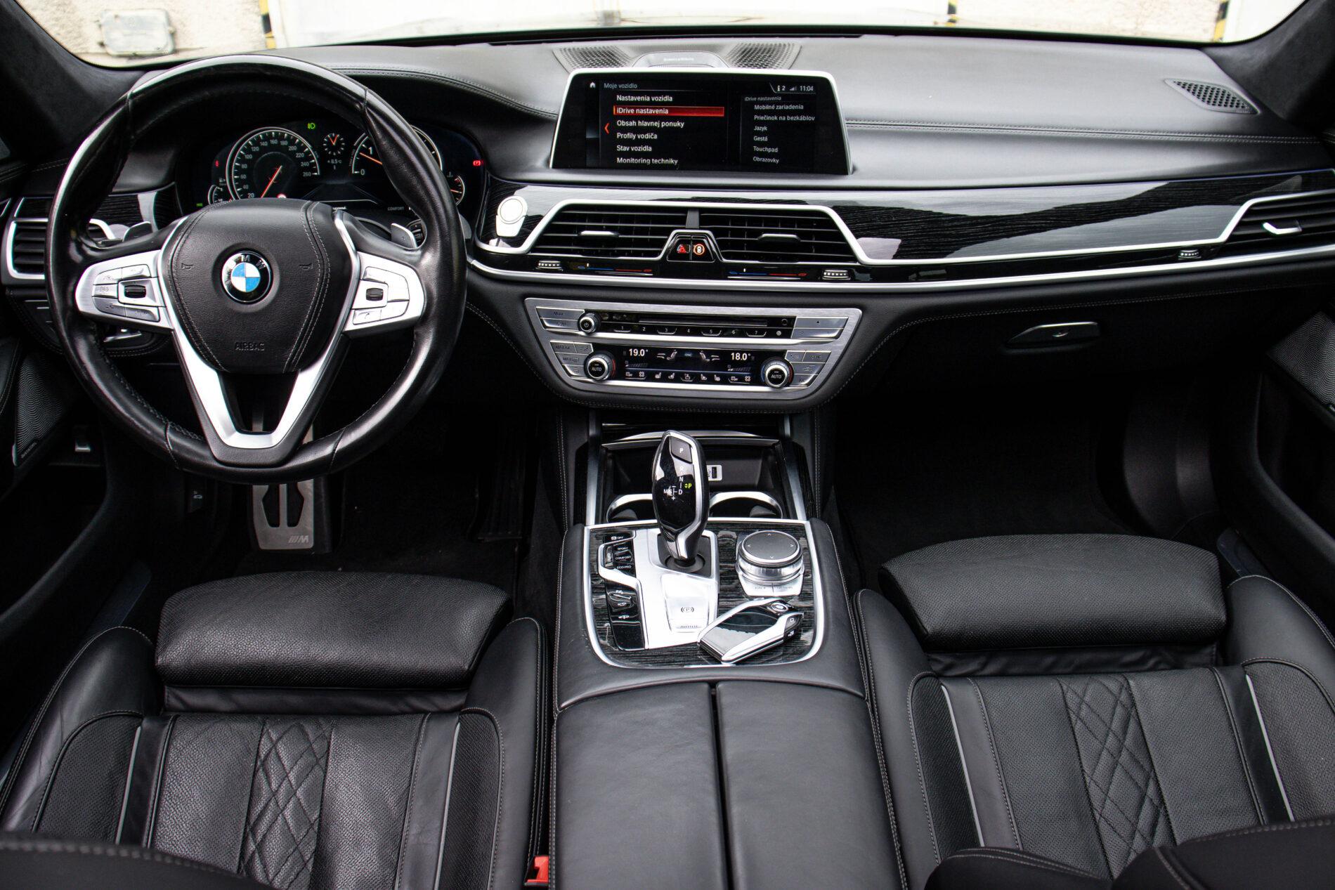 2017 BMW 740d, černá sedan, 160 013 km
