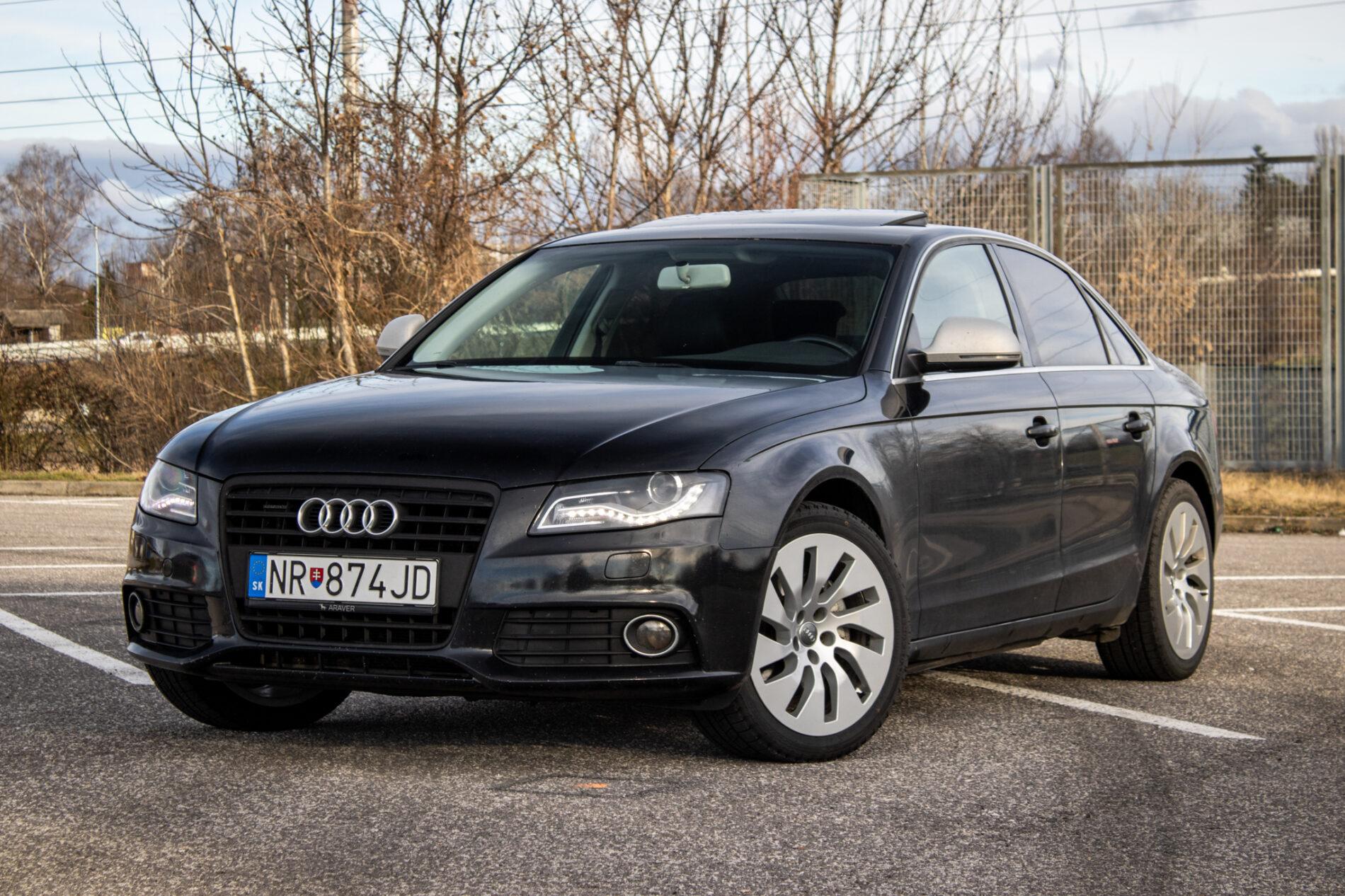 2008 AUDI A4, černá sedan, 299 650 km