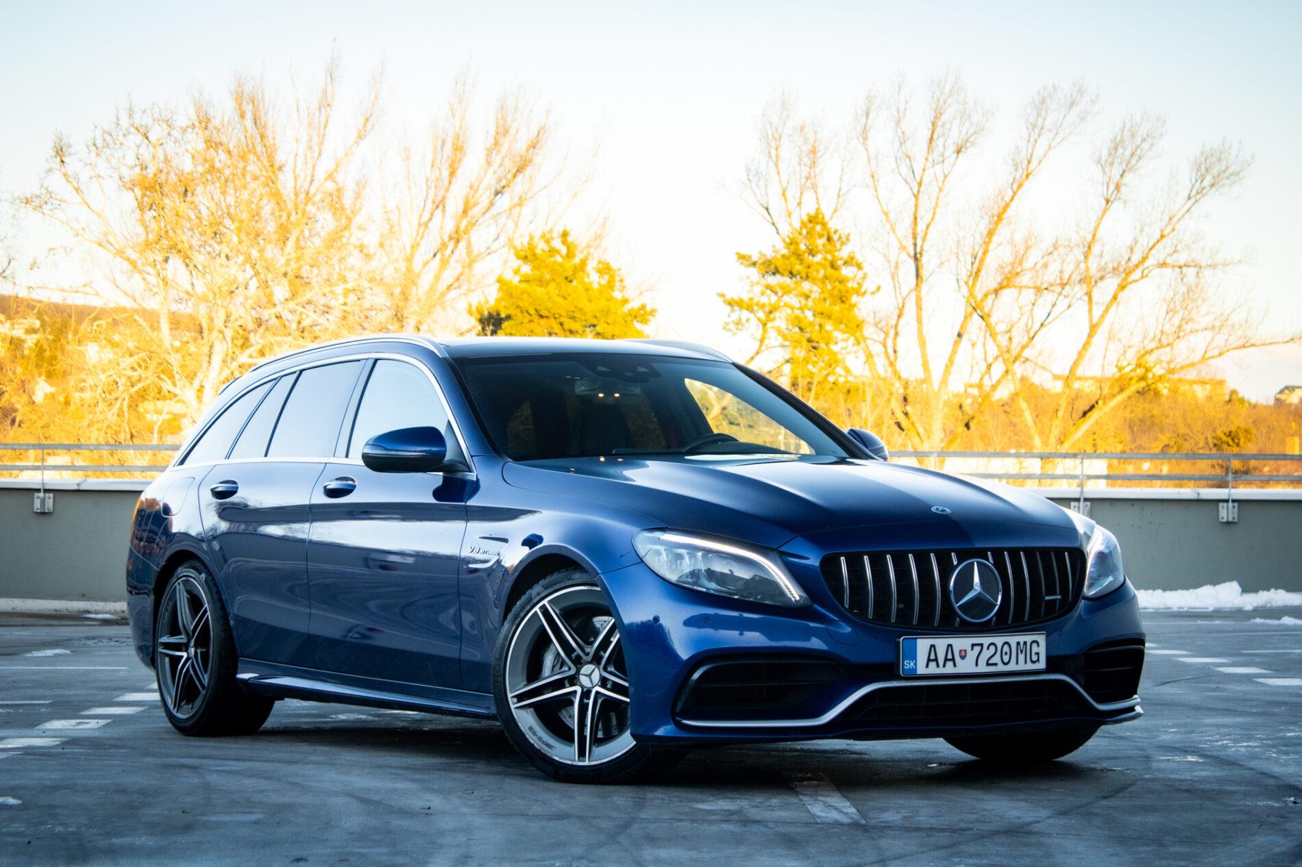2019 Mercedes-Benz C 63 AMG, modrá kombi, 96 334 km