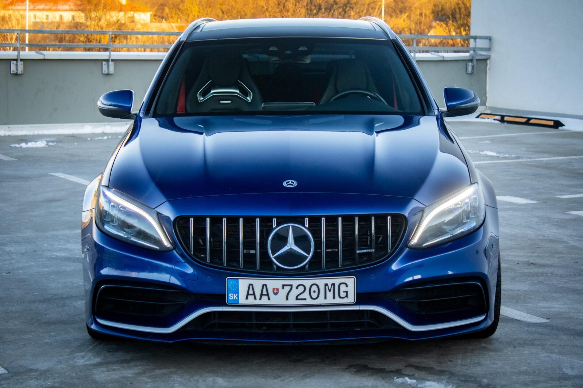 2019 Mercedes-Benz C 63 AMG, modrá kombi, 96 334 km