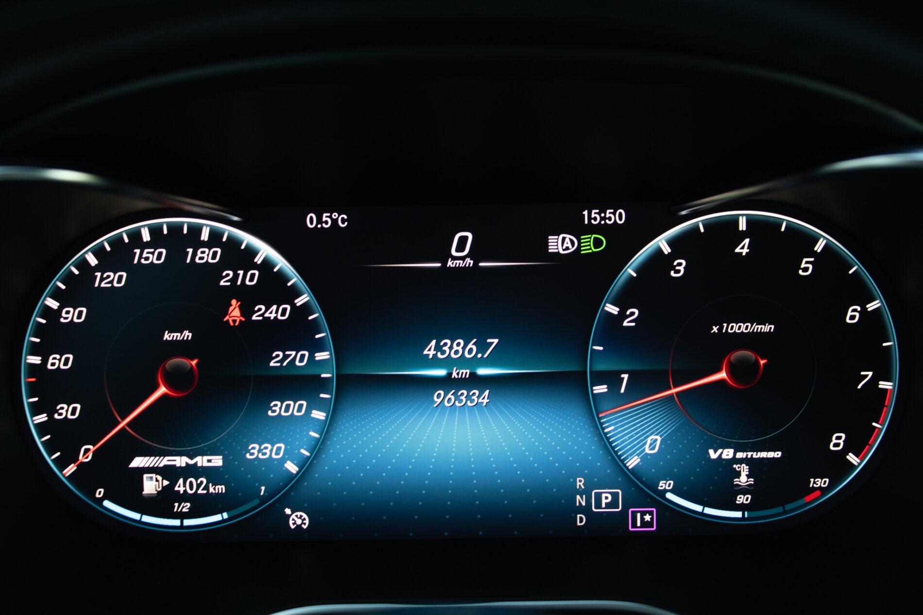 2019 Mercedes-Benz C 63 AMG, modrá kombi, 96 334 km