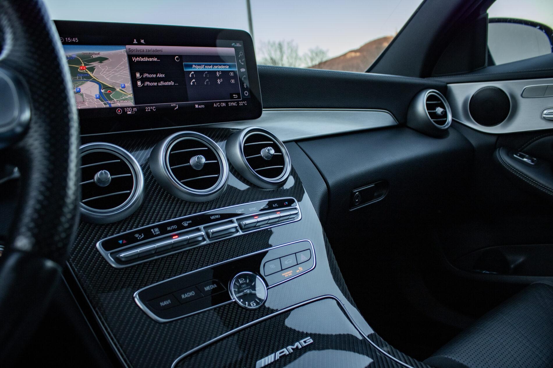 2019 Mercedes-Benz C 63 AMG, modrá kombi, 96 334 km