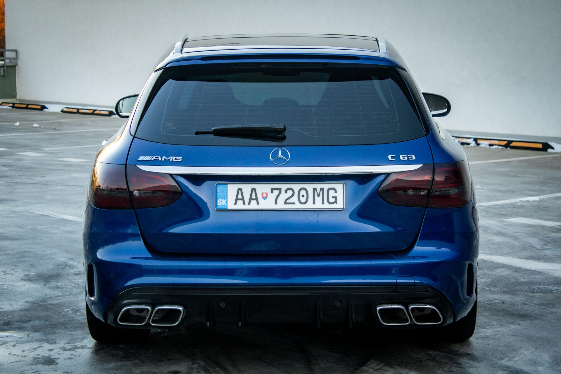 2019 Mercedes-Benz C 63 AMG, modrá kombi, 96 334 km