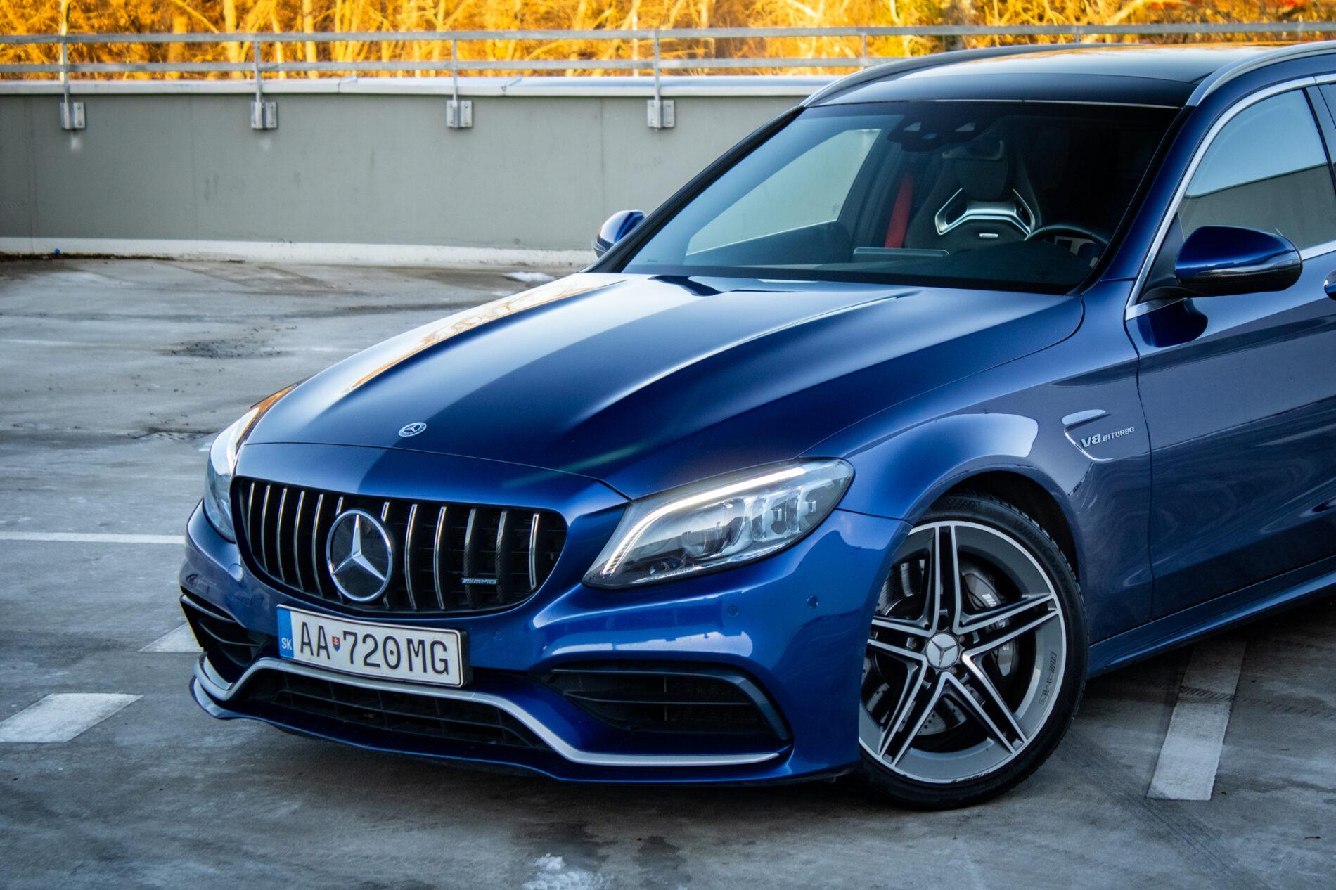 2019 Mercedes-Benz C 63 AMG, modrá kombi, 96 334 km