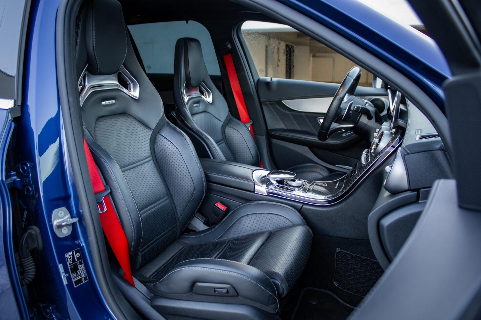 2019 Mercedes-Benz C 63 AMG, modrá kombi, 96 334 km