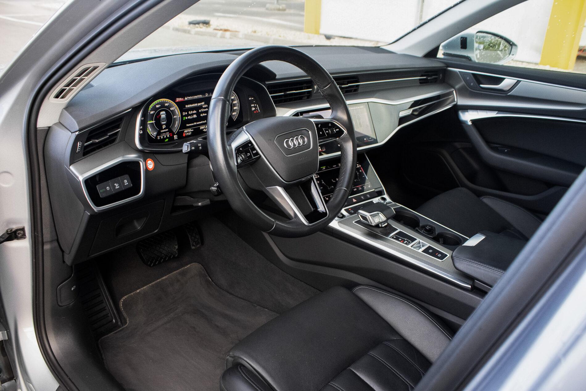 2023 AUDI A6, šedá sedan, 49 750 km