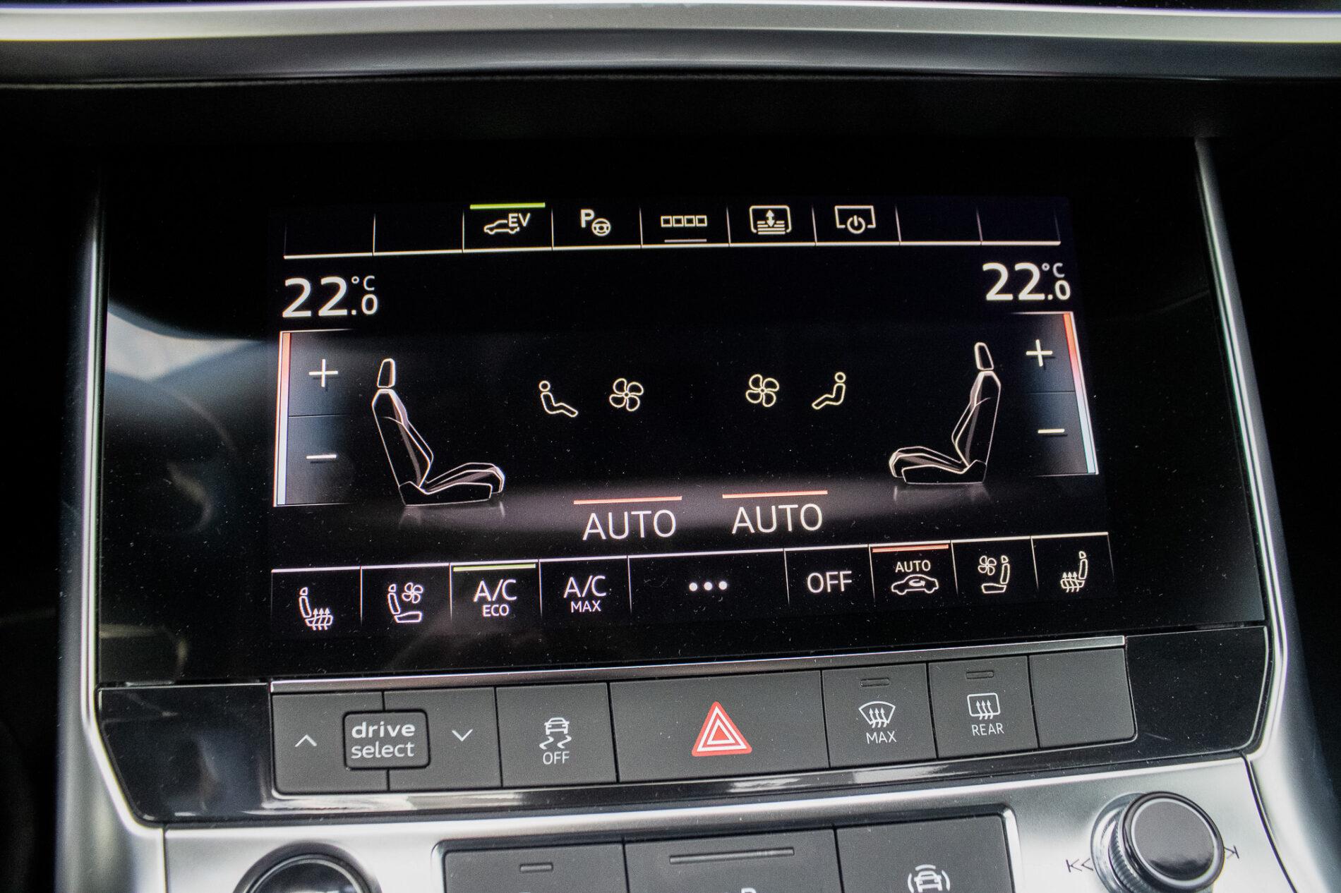 2023 AUDI A6, šedá sedan, 49 750 km