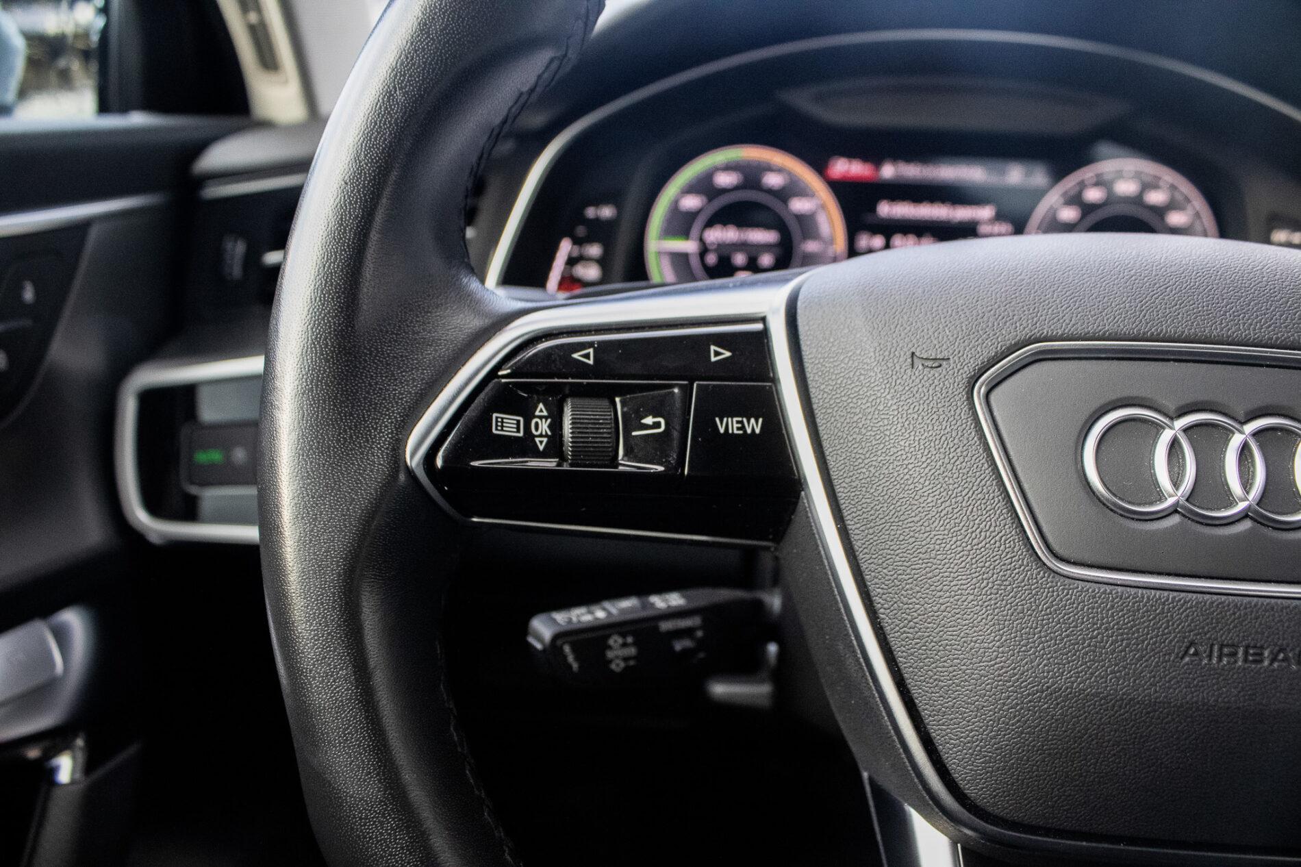 2023 AUDI A6, šedá sedan, 49 750 km