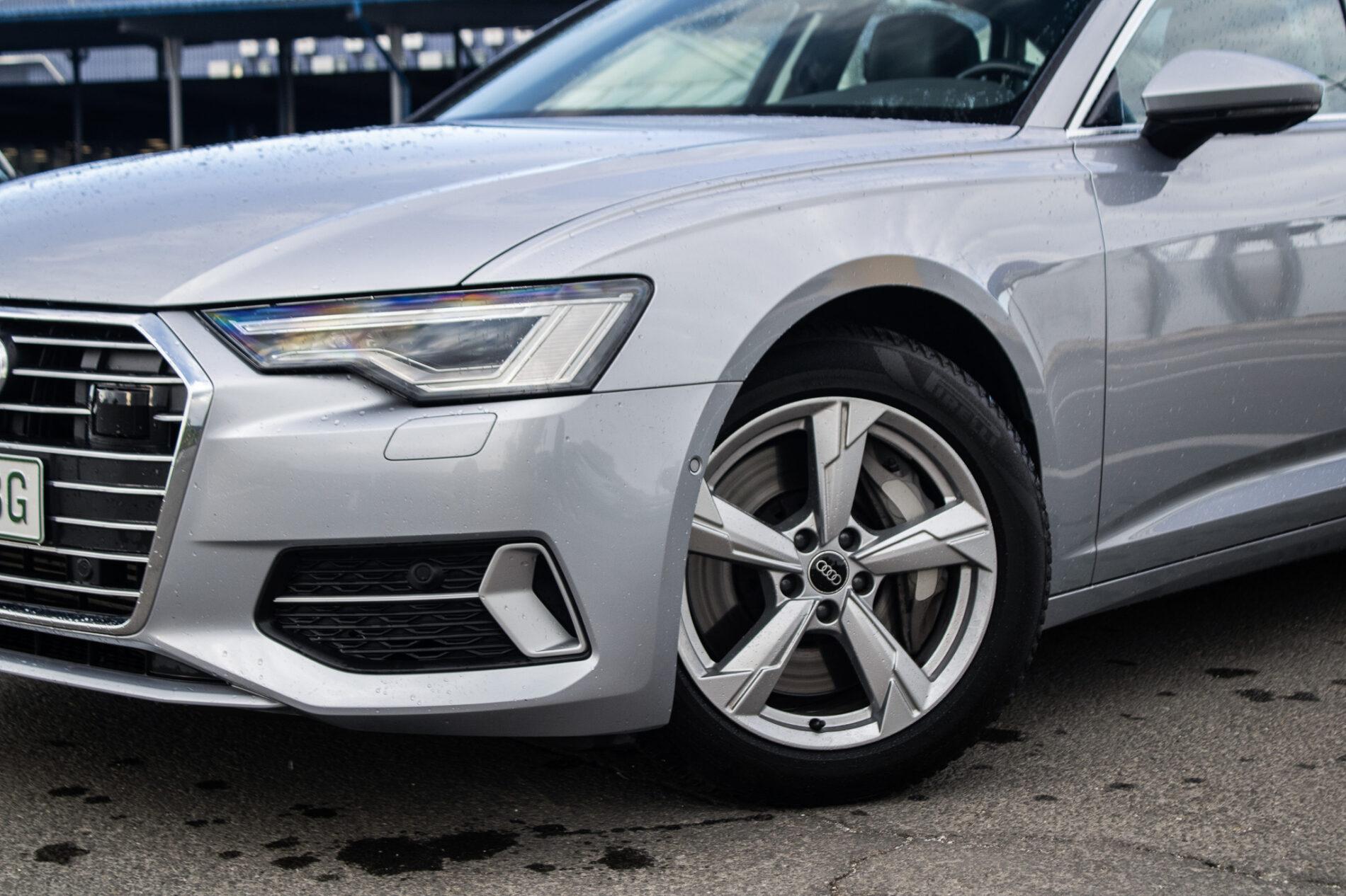 2023 AUDI A6, šedá sedan, 49 750 km