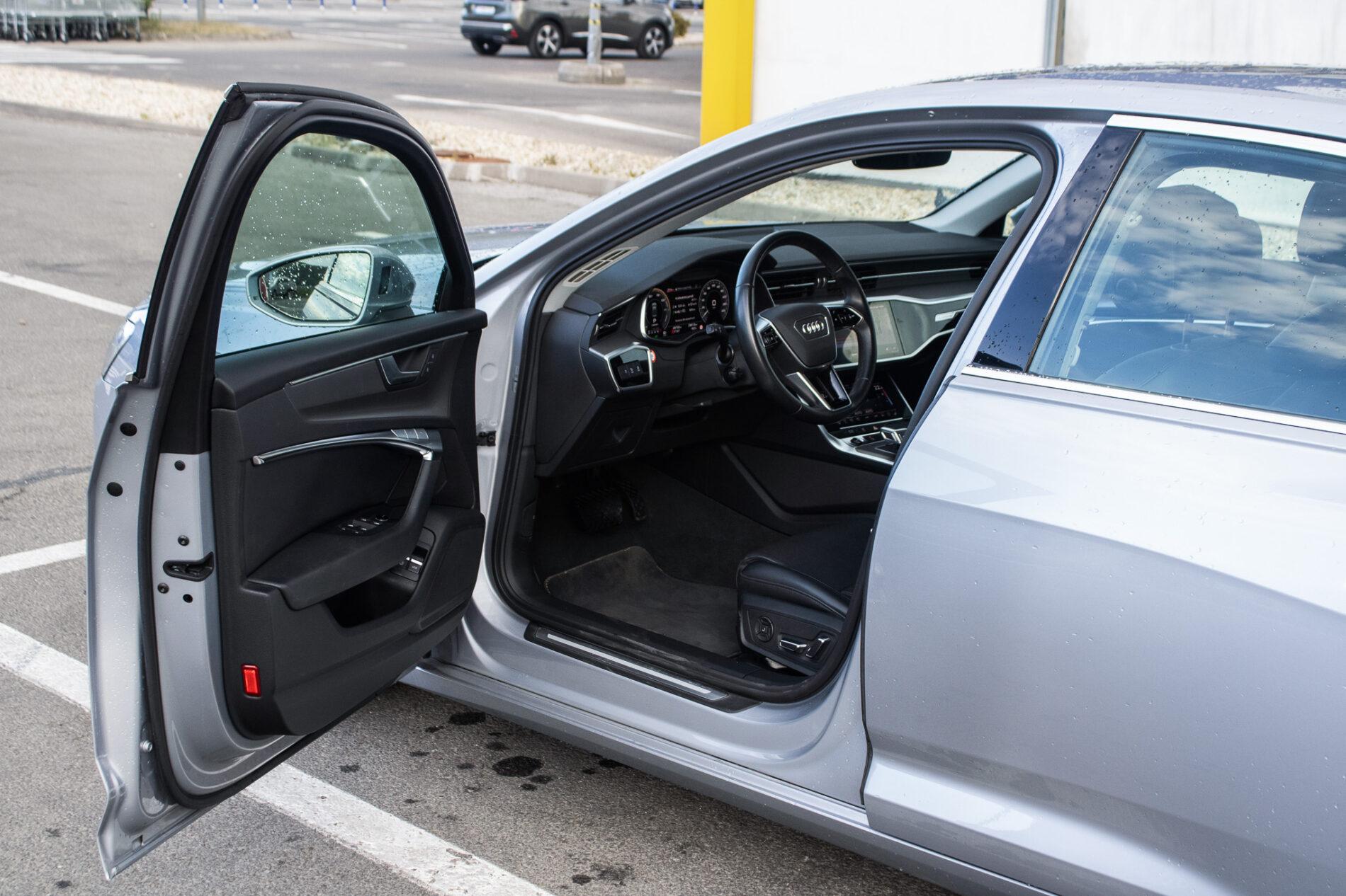 2023 AUDI A6, šedá sedan, 49 750 km