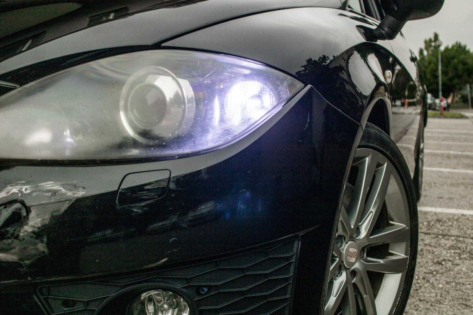 2009 Seat Leon Cupra R, černá hatchback, 319 291 km