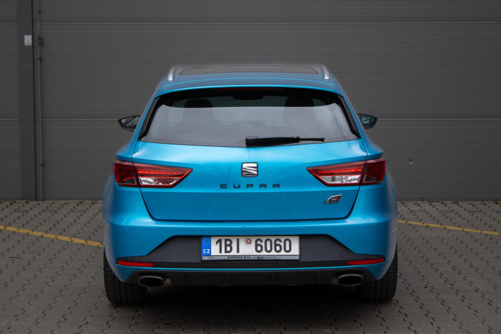2016 Seat Leon Cupra, modrá kombi, 170 000 km
