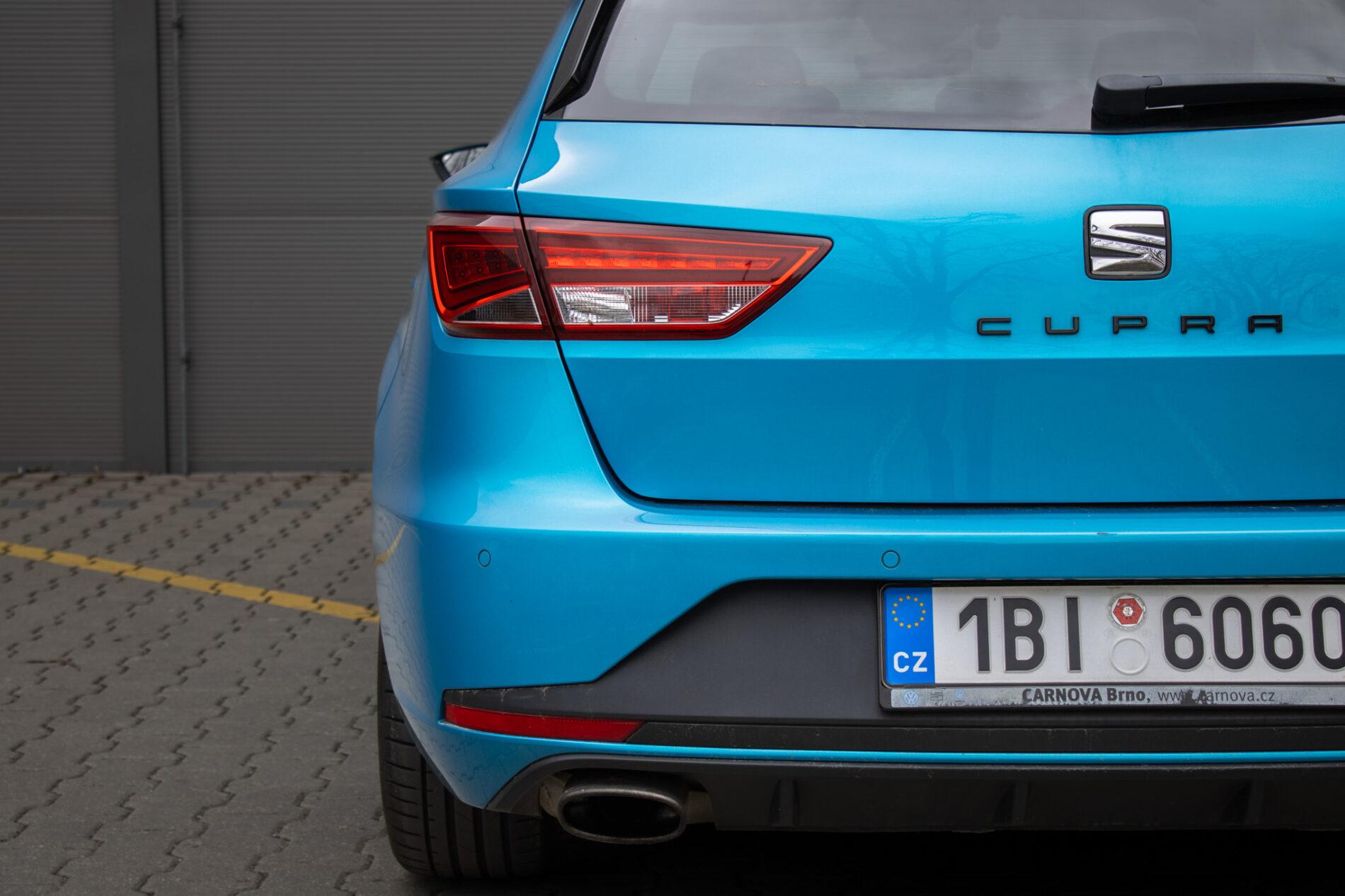2016 Seat Leon Cupra, modrá kombi, 170 000 km