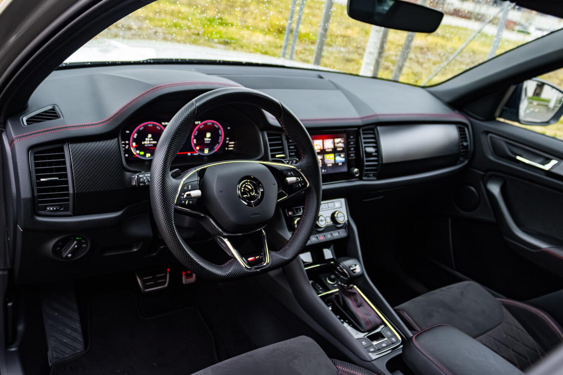 2023 Skoda Kodiaq RS, šedá suv, 35 947 km