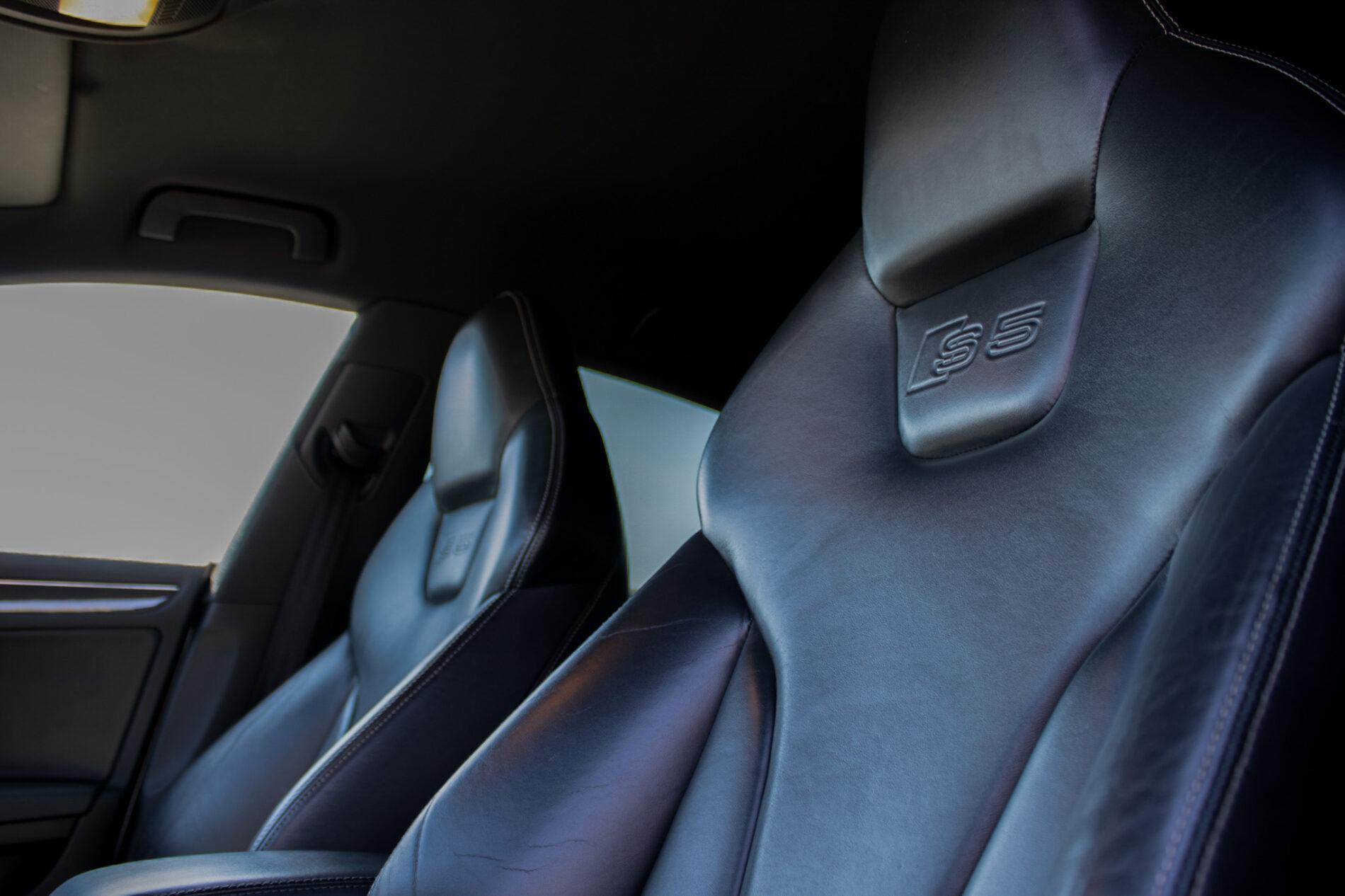 2010 AUDI S5, bílá kupé, 266 052 km