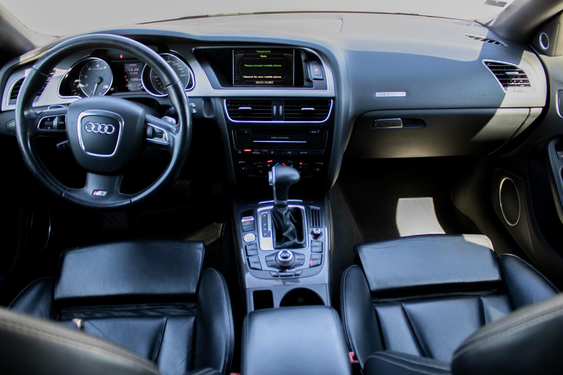2010 AUDI S5, bílá kupé, 266 052 km