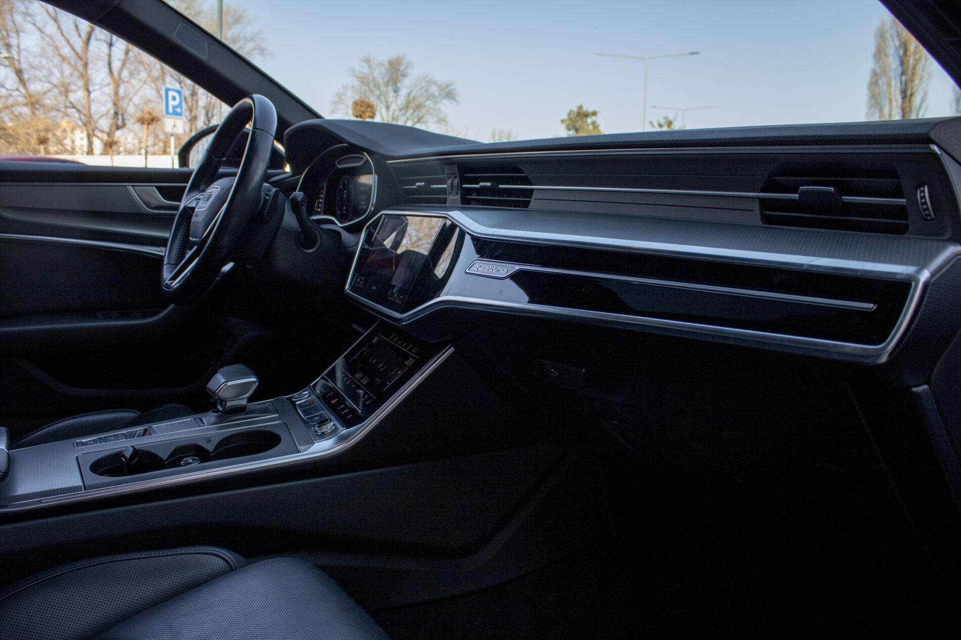 2020 AUDI A6, černá kombi, 135 286 km