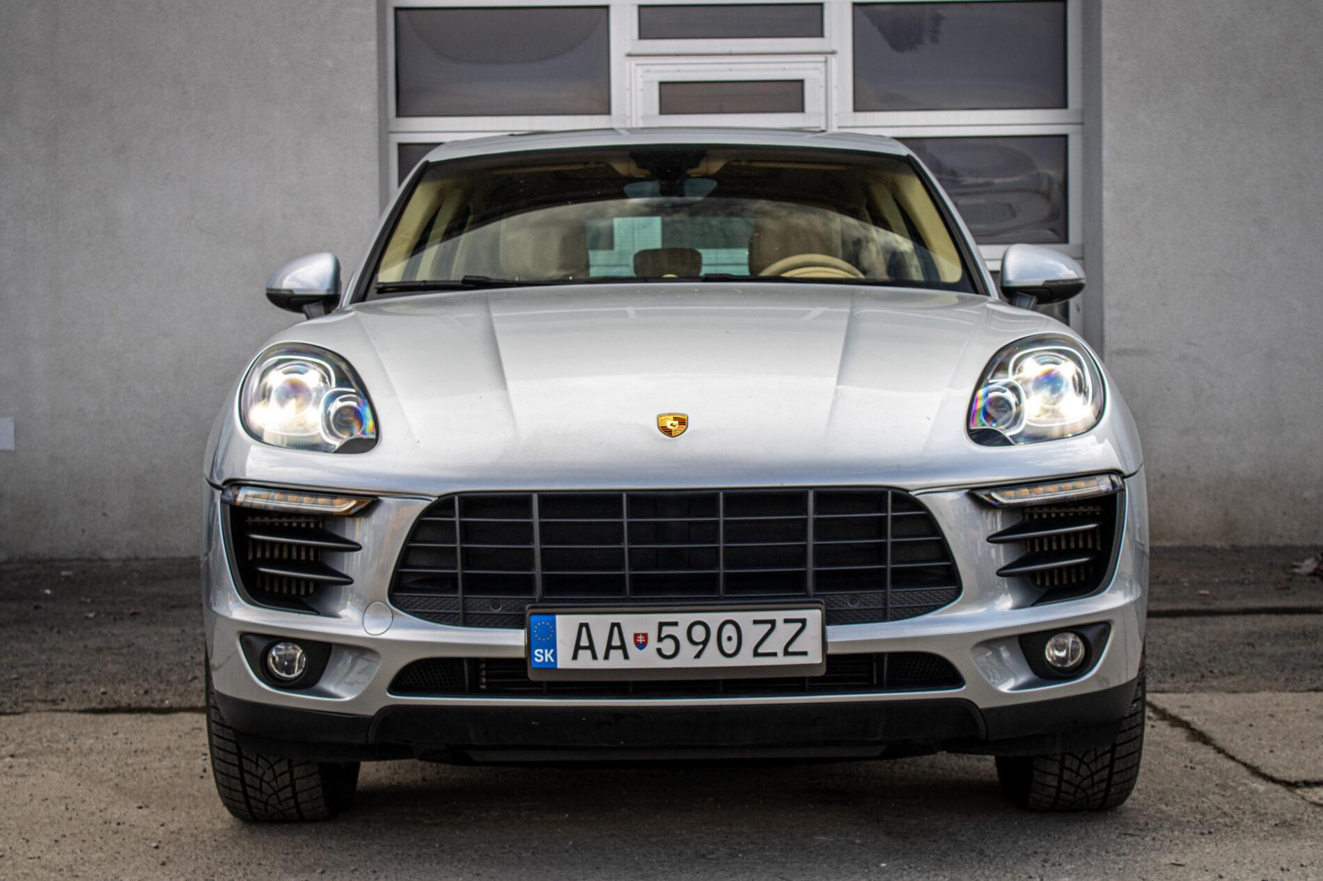 2014 Porsche Macan S, stříbrná suv, 125 433 km