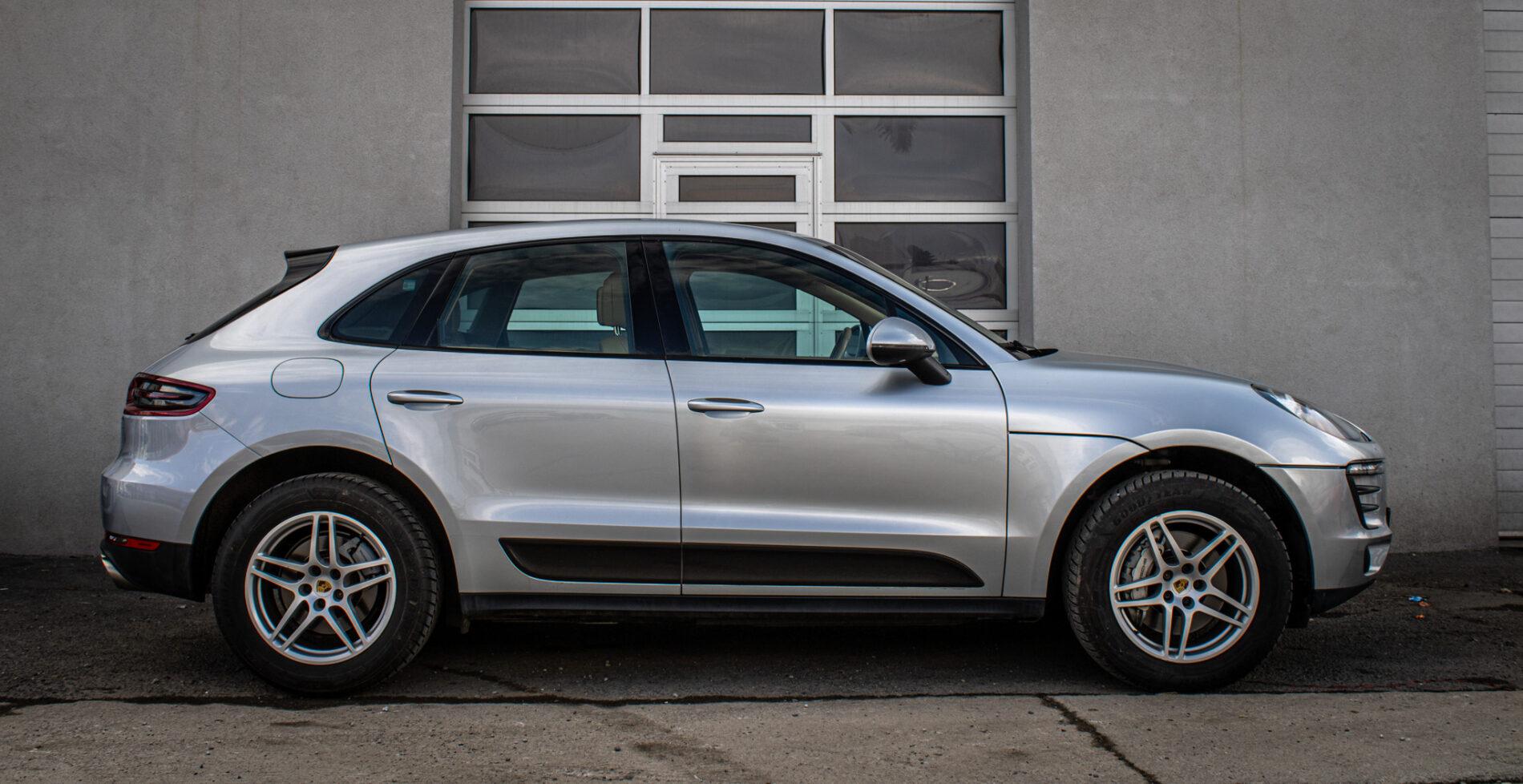 2014 Porsche Macan S, stříbrná suv, 125 433 km