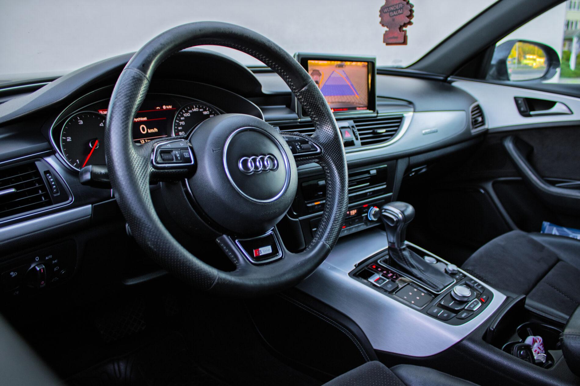 2013 AUDI A6, šedá kombi, 292 886 km