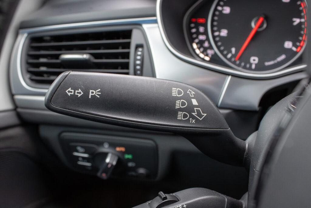 2014 AUDI A6, modrá kombi, 170 028 km