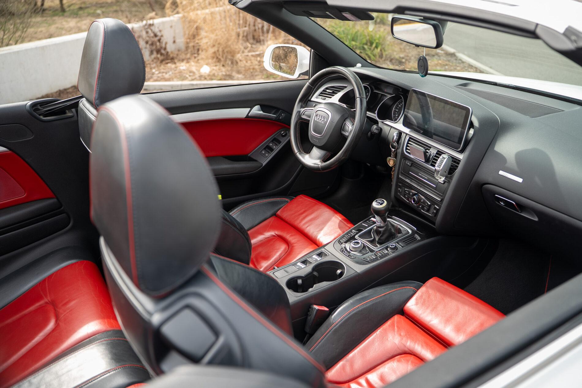 2010 AUDI A5, bílá kabriolet, 357 143 km