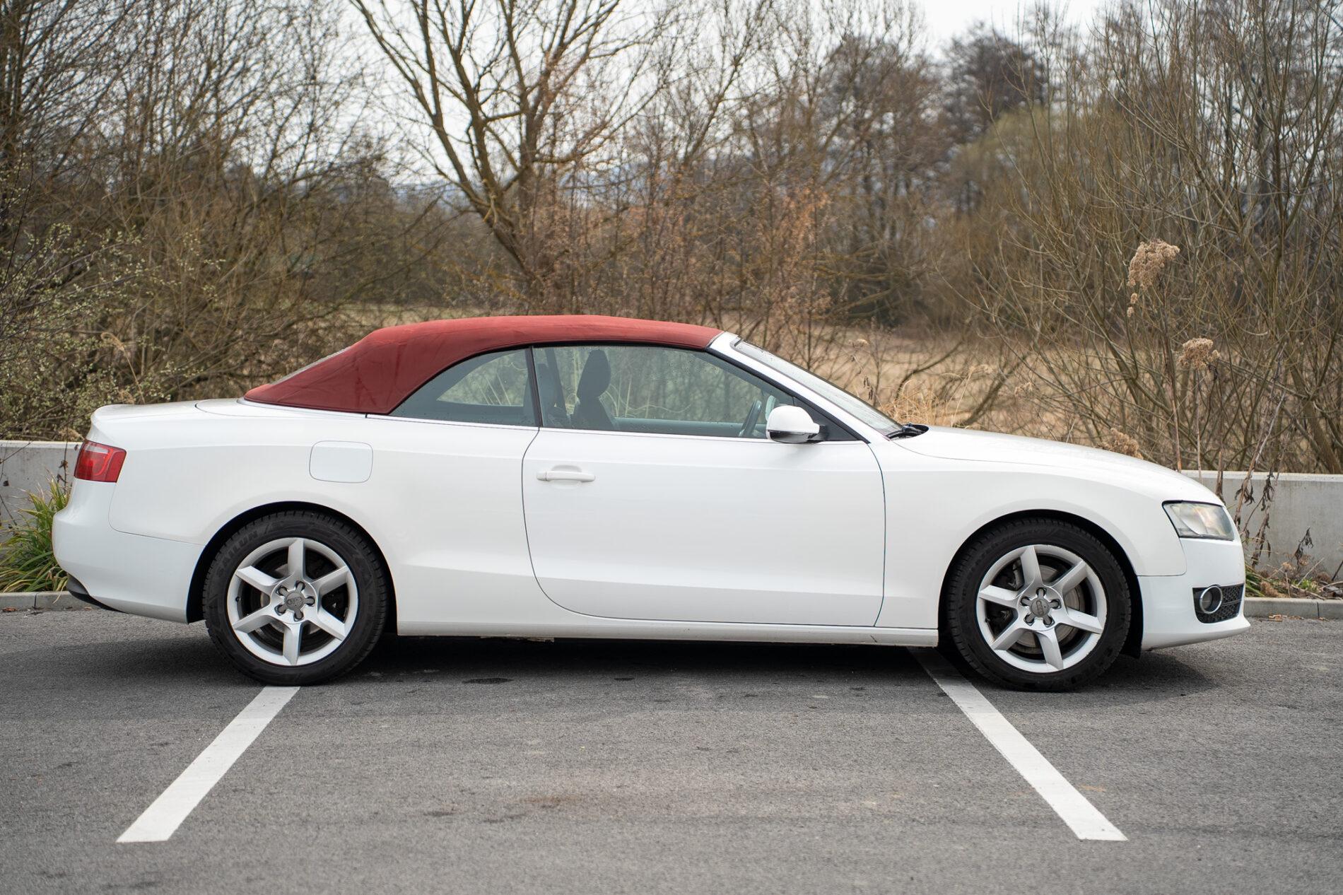 2010 AUDI A5, bílá kabriolet, 357 143 km