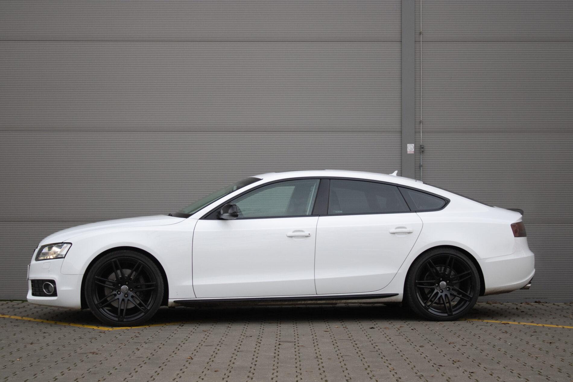 2011 AUDI S5, bílá sedan, 193 834 km