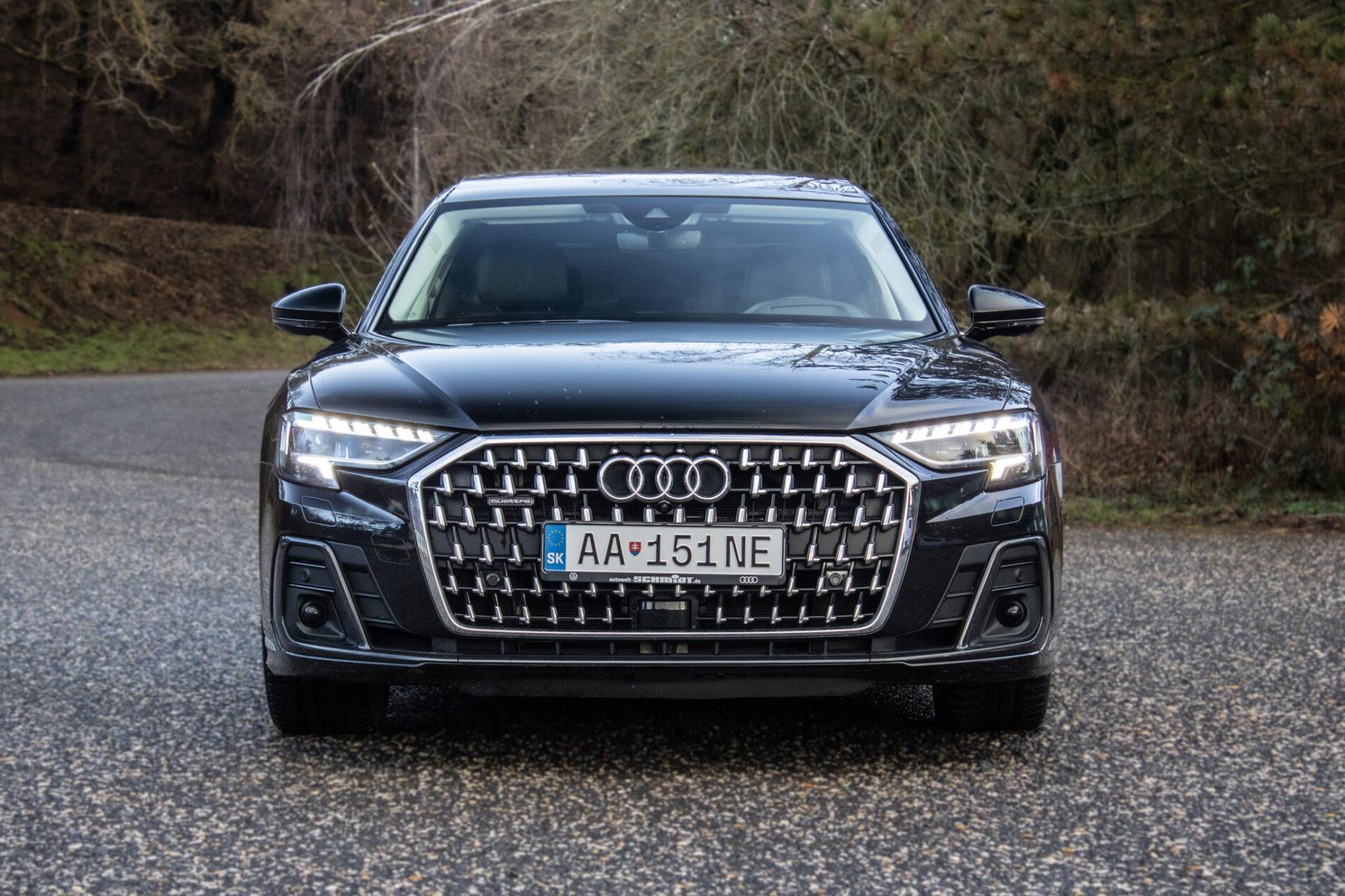 2023 AUDI A8, černá sedan, 45 533 km