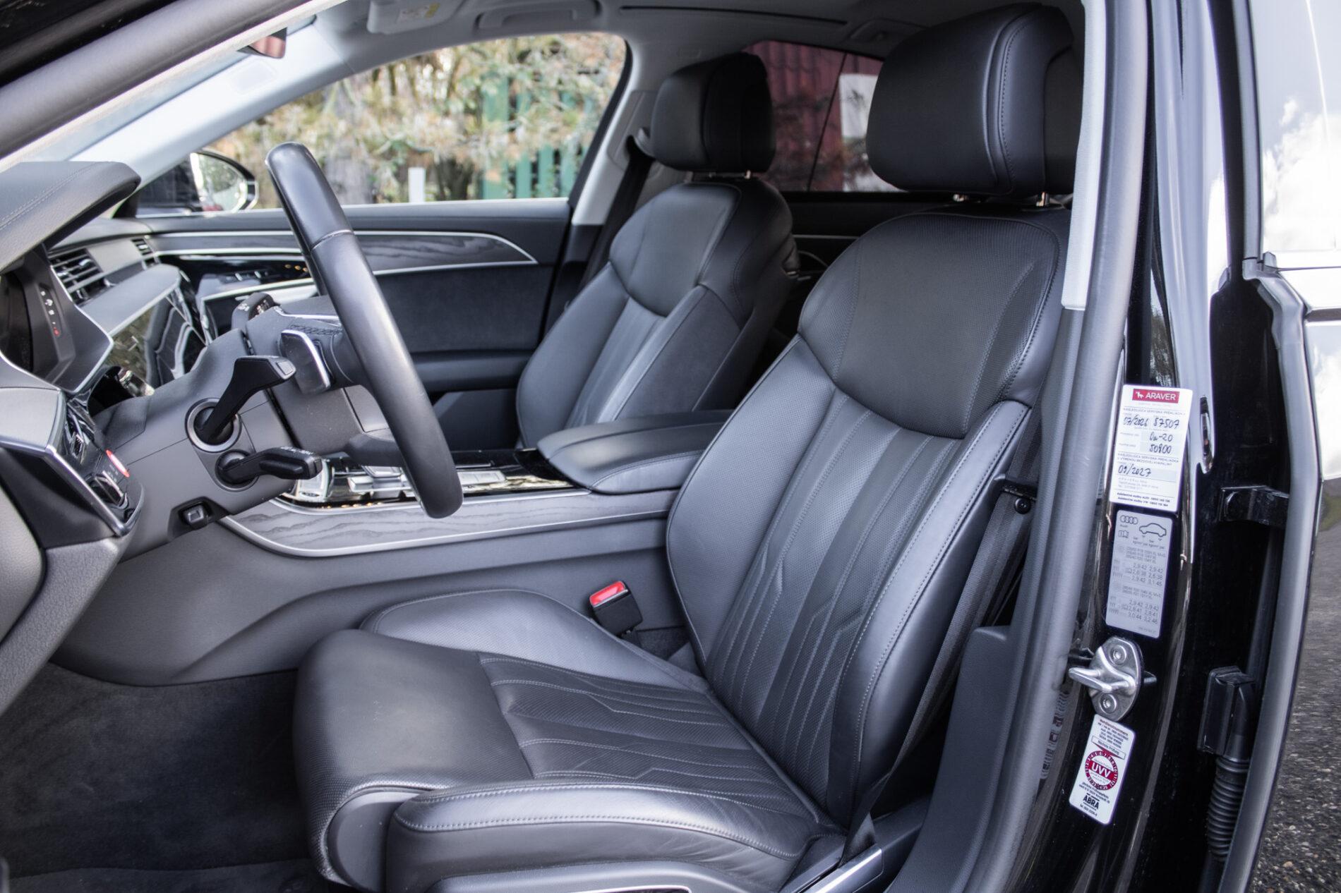 2023 AUDI A8, černá sedan, 45 533 km