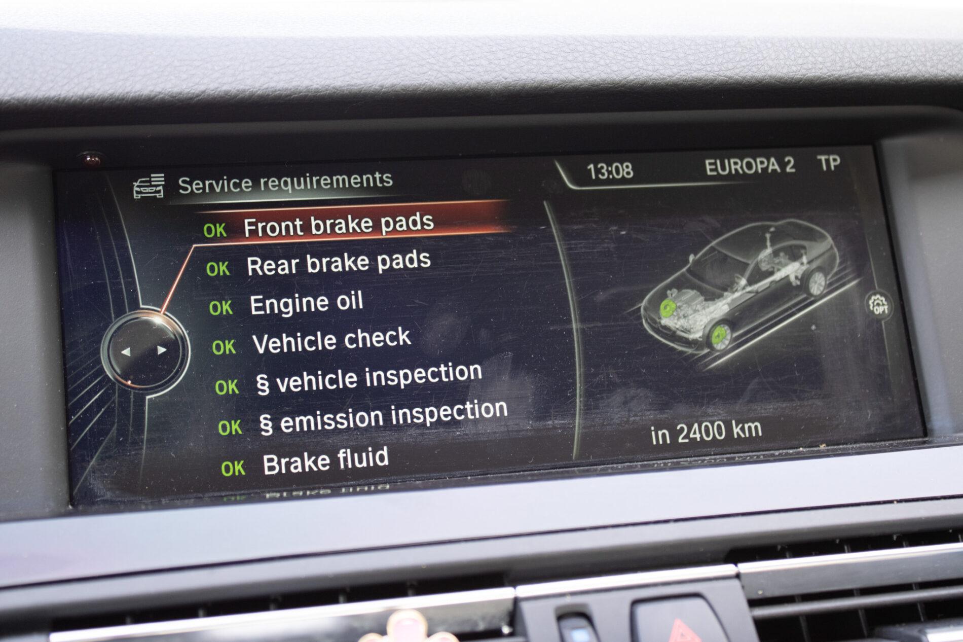 2013 BMW 530d, černá sedan, 303 000 km