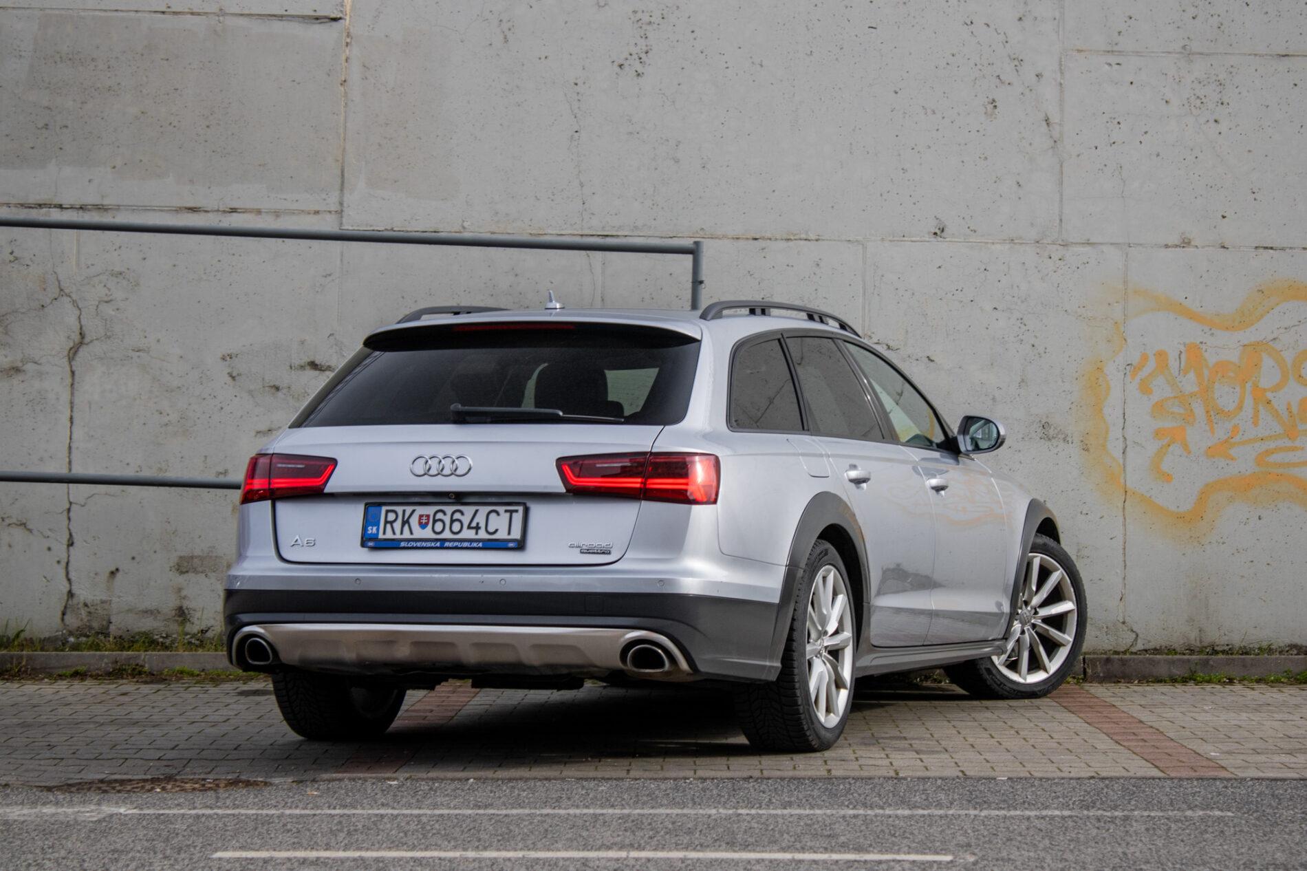 2015 AUDI A6, stříbrná kombi, 305 272 km