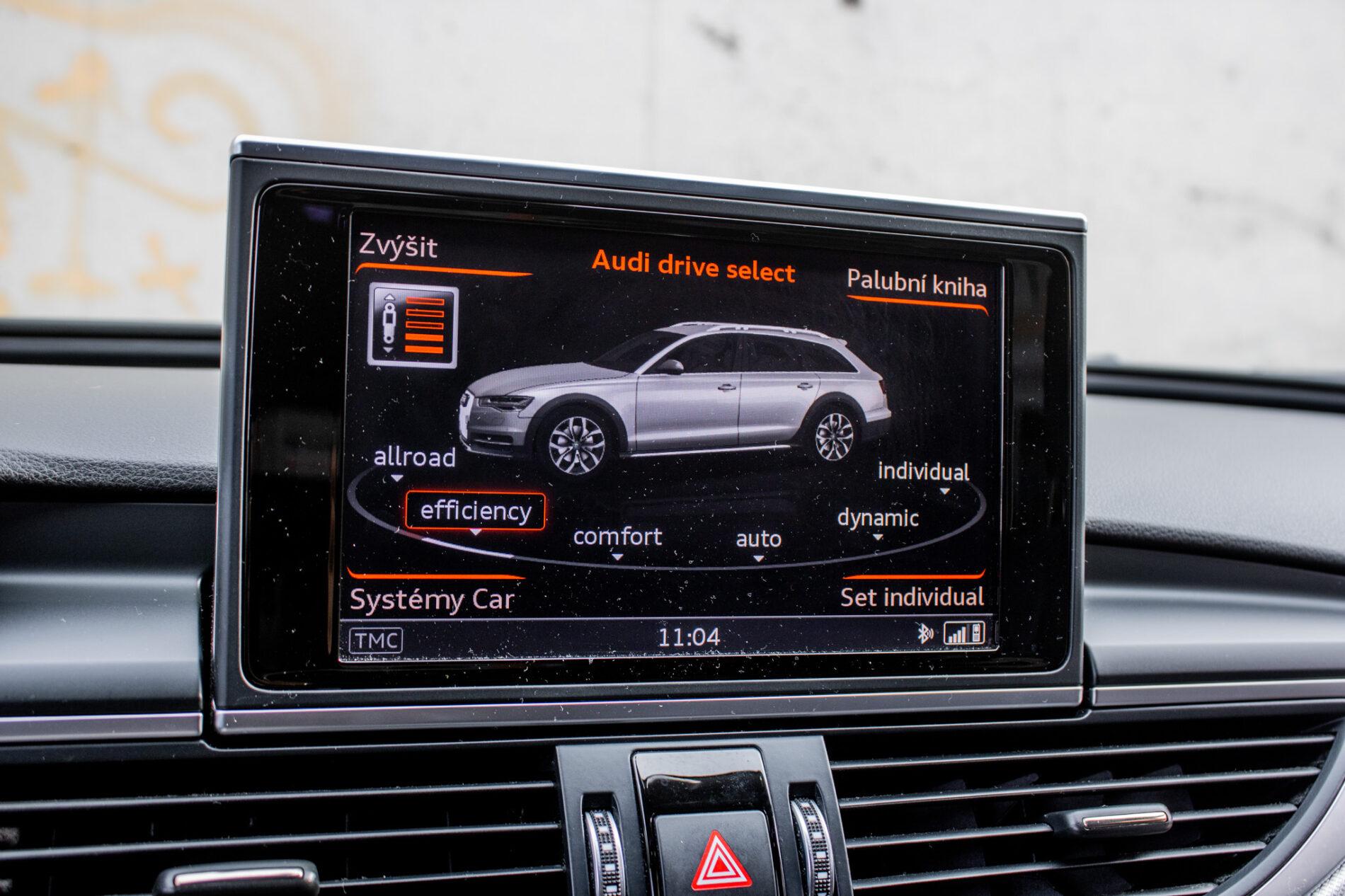2015 AUDI A6, stříbrná kombi, 305 272 km