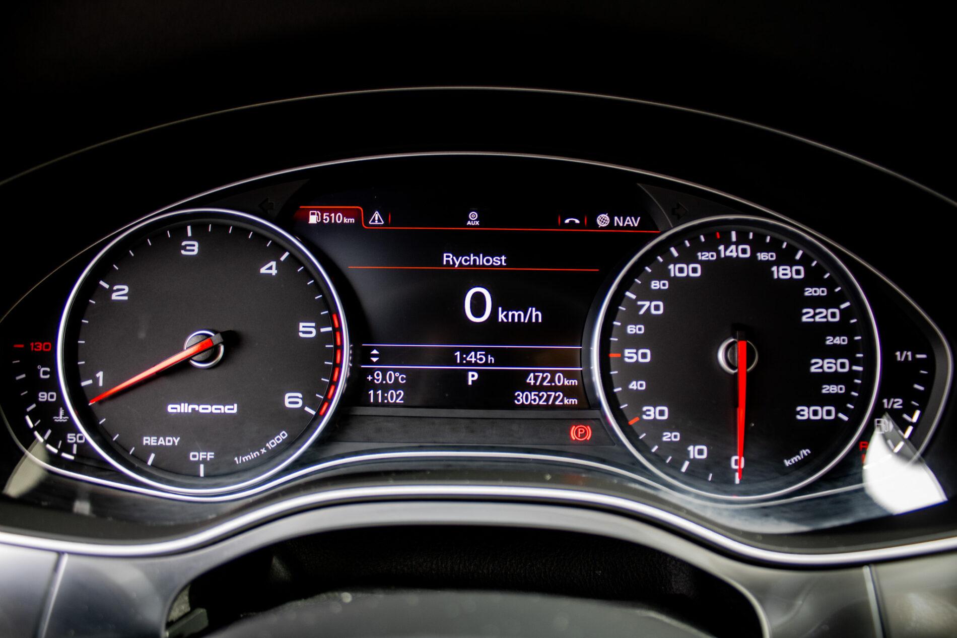 2015 AUDI A6, stříbrná kombi, 305 272 km