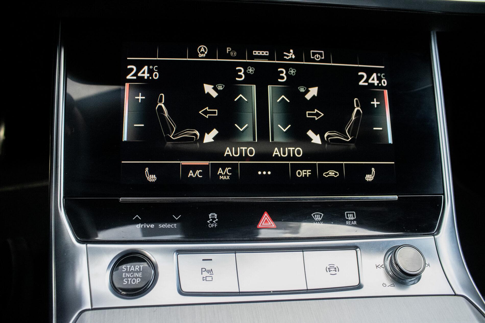 2022 AUDI A7, černá, 99 845 km