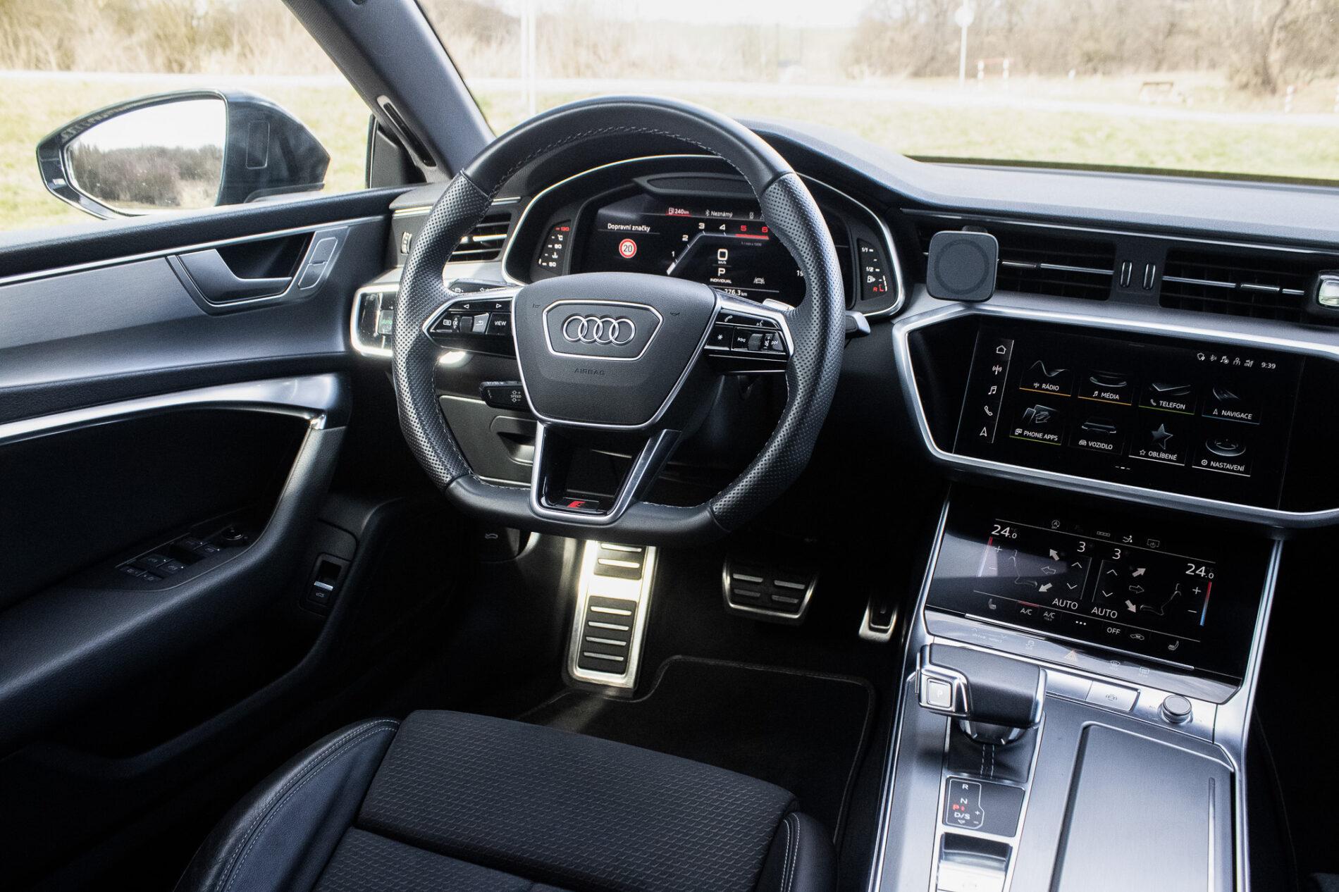 2022 AUDI A7, černá, 99 845 km
