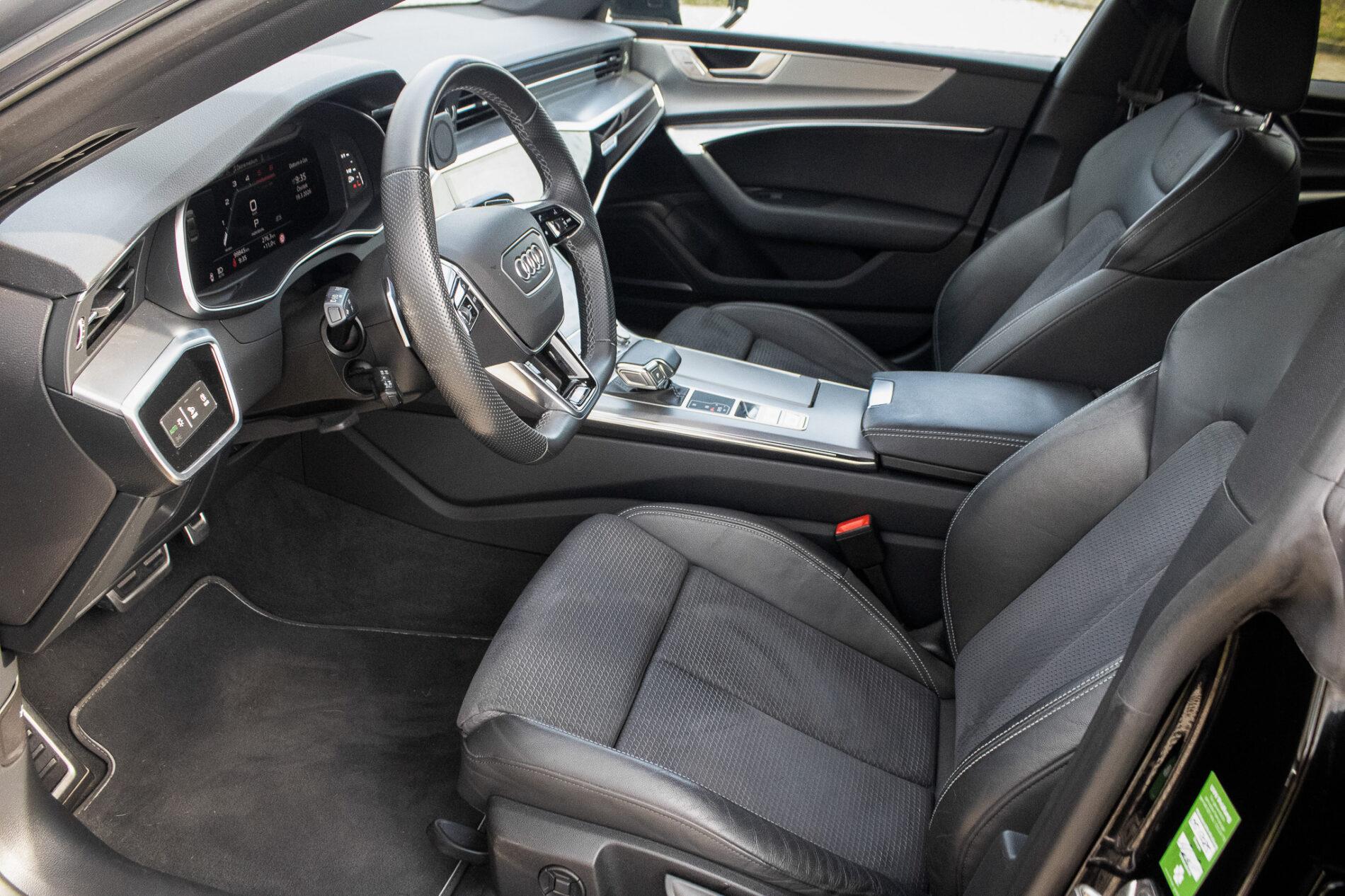 2022 AUDI A7, černá, 99 845 km