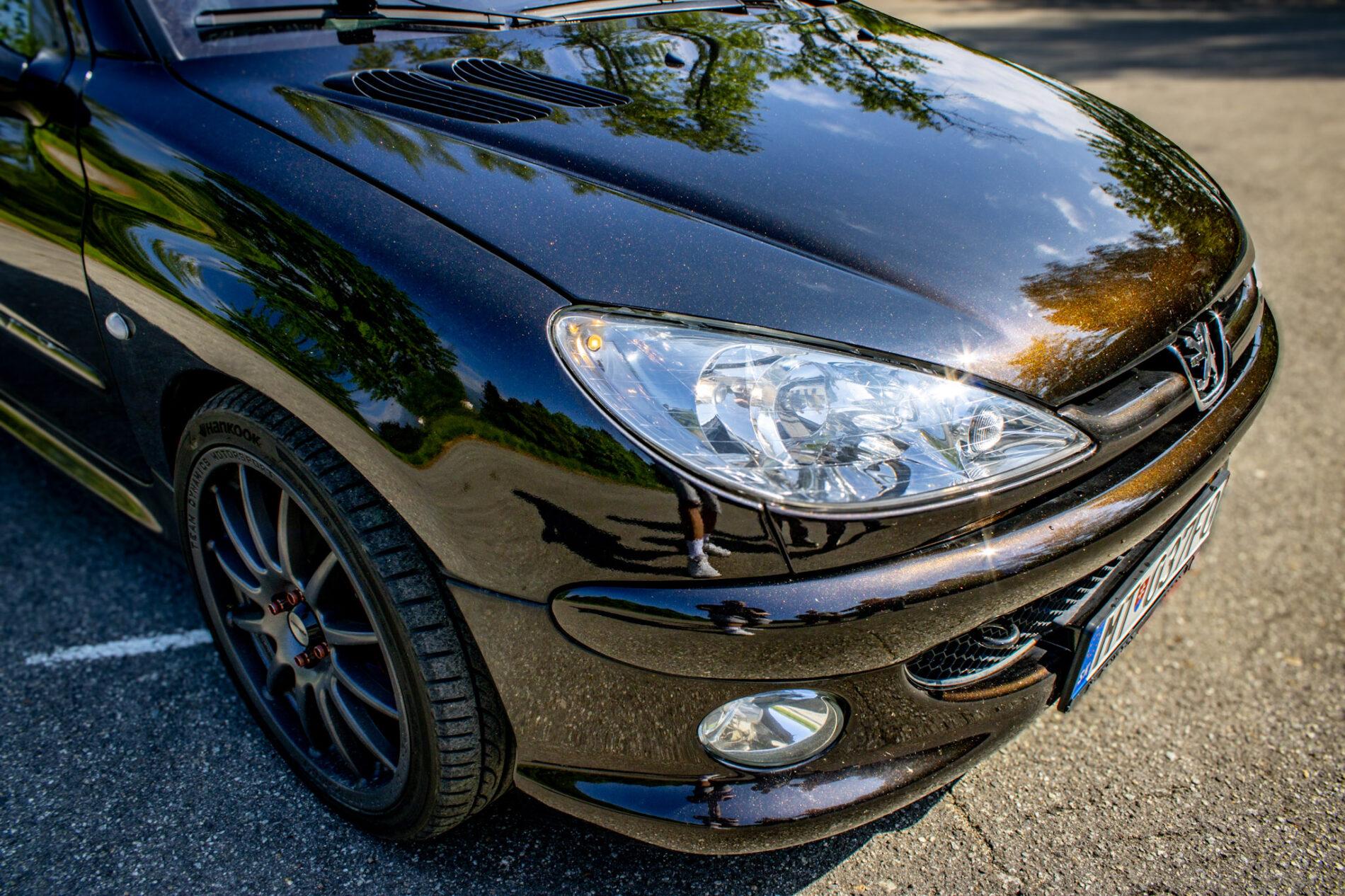 2003 Peugeot 206 RC, černá hatchback, 58 219 km