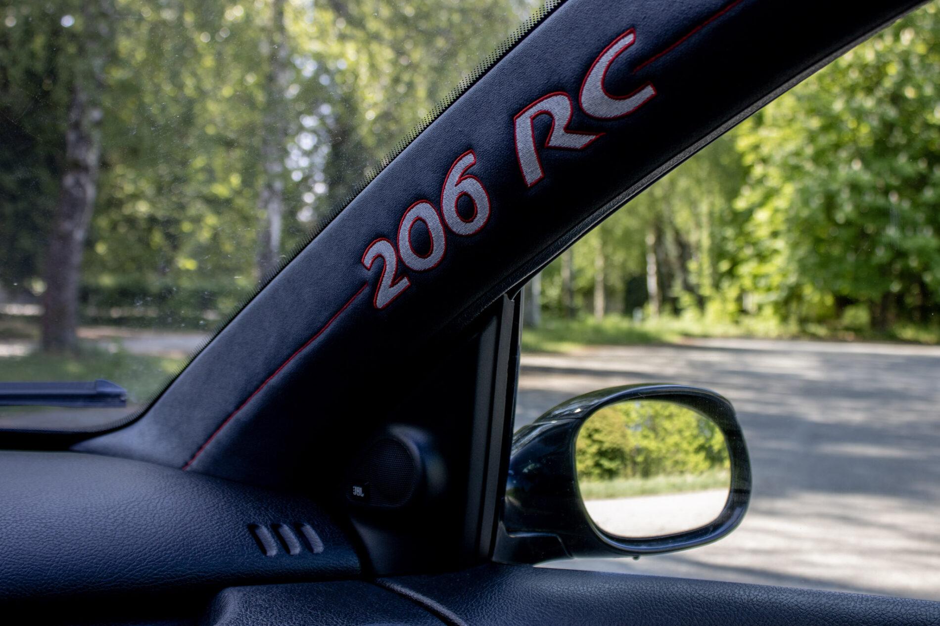2003 Peugeot 206 RC, černá hatchback, 58 219 km