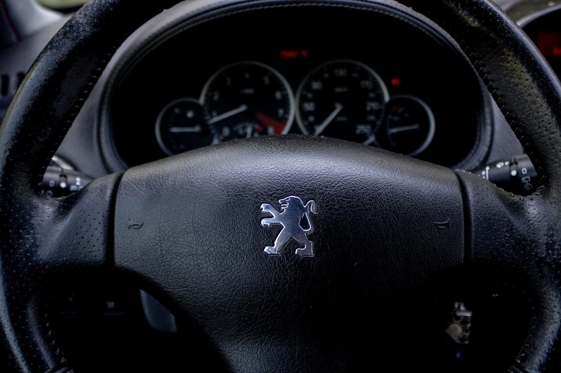 2003 Peugeot 206 RC, černá hatchback, 58 219 km