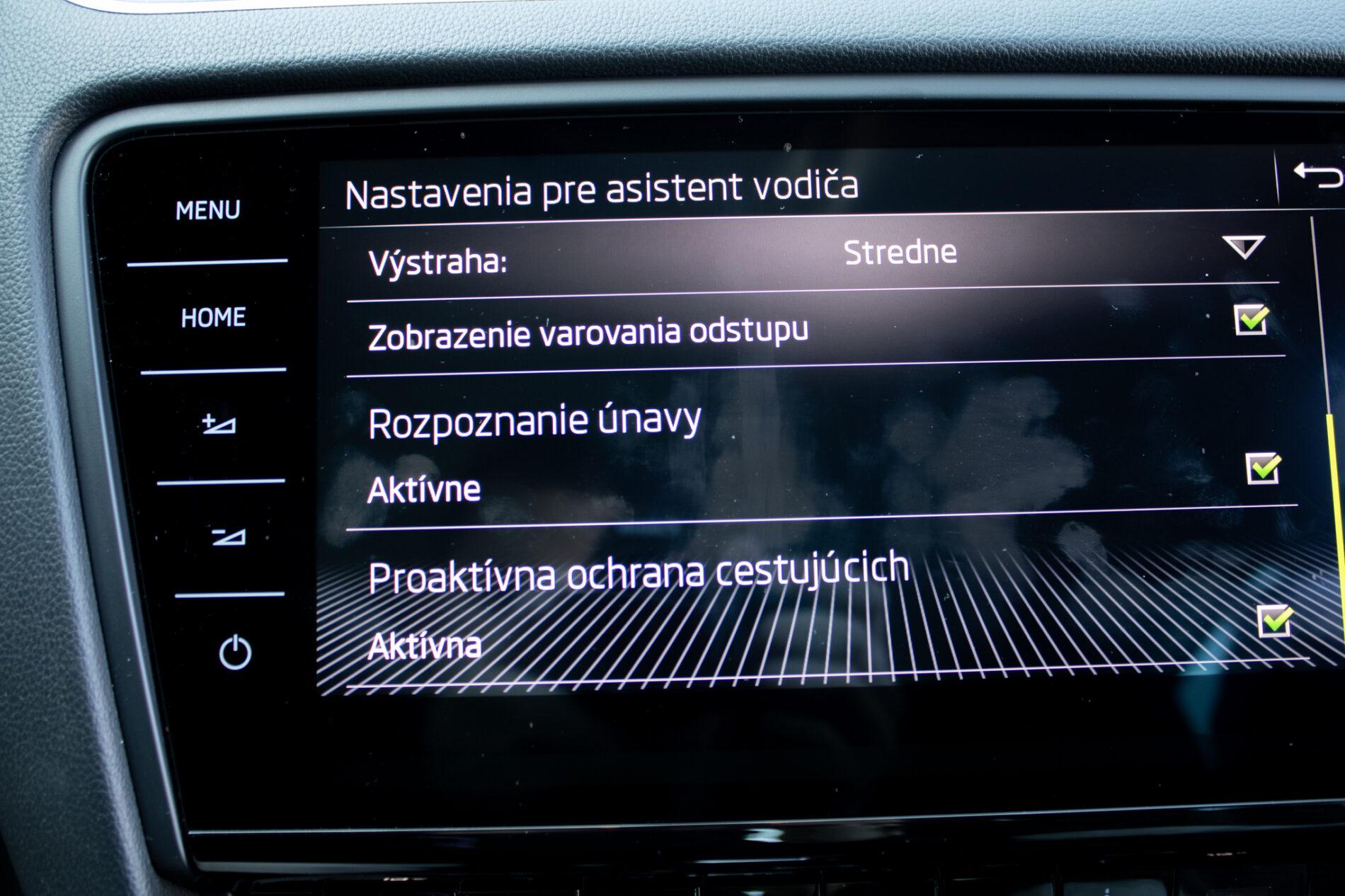 2019 Skoda Octavia RS, modrá kombi, 256 013 km
